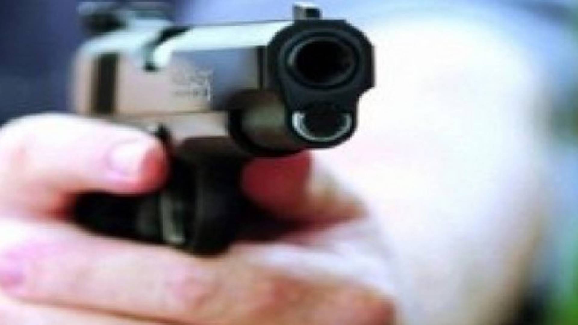 اربد: شخص يطلق النار على 4 مواطنين ويلوذ بالفرار
