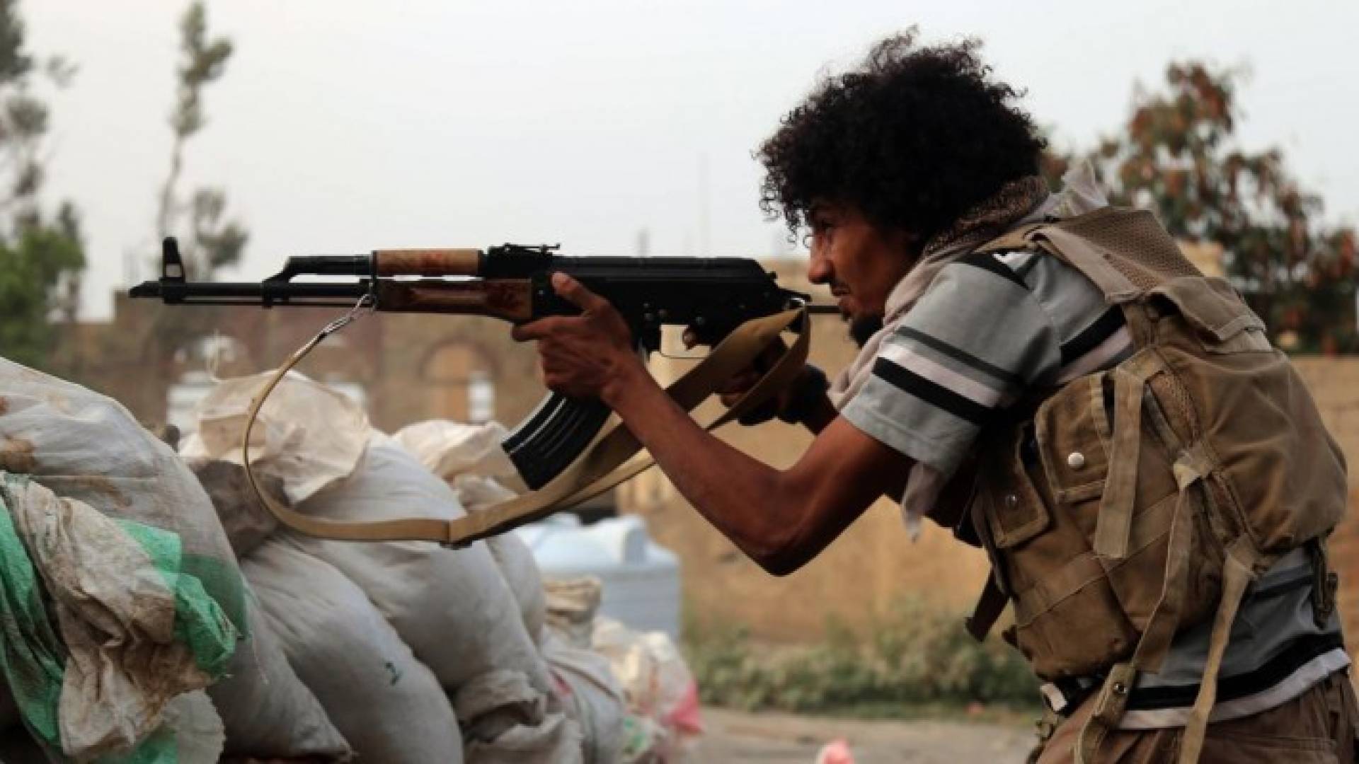 عشرات القتلى بمعارك في تعز خلال يومين