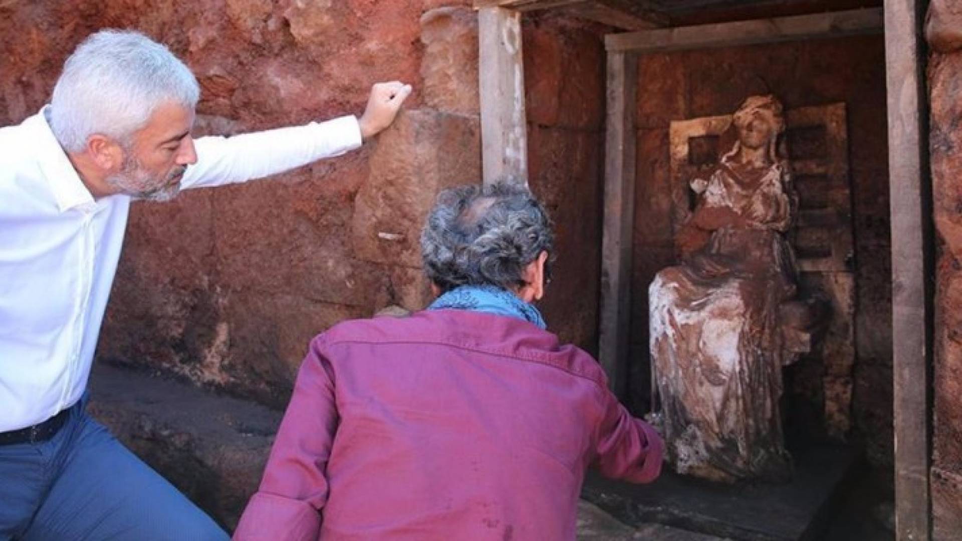اكتشاف تمثال بتركيا يعود لـ8 آلاف عام