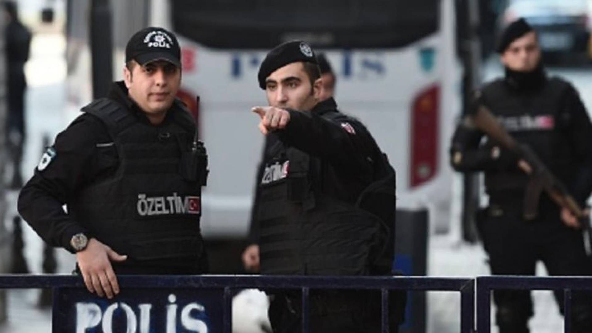 بريطانيا تغلق سفارتها بأنقرة لأسباب أمنية