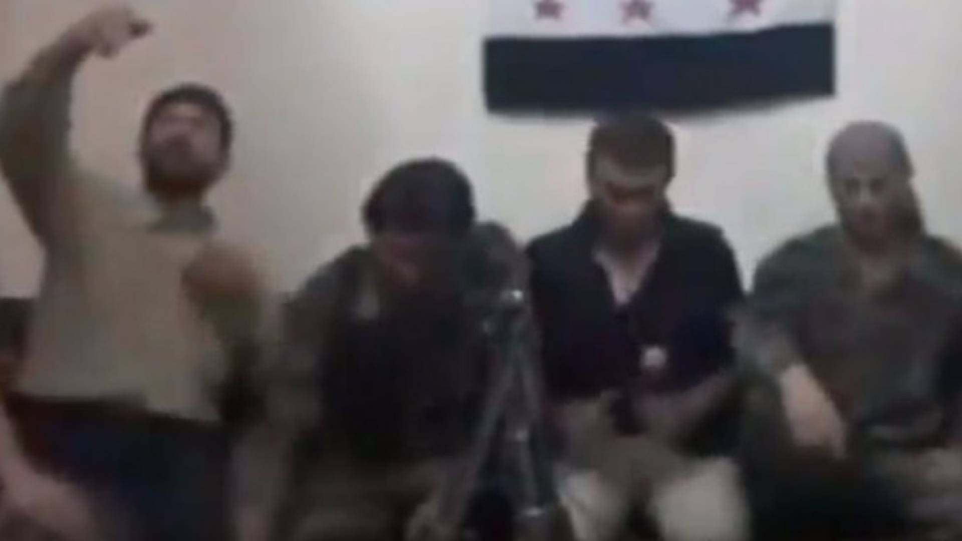 بالفيديو: "سيلفي" تفجر مجموعة من المسلحين بسوريا