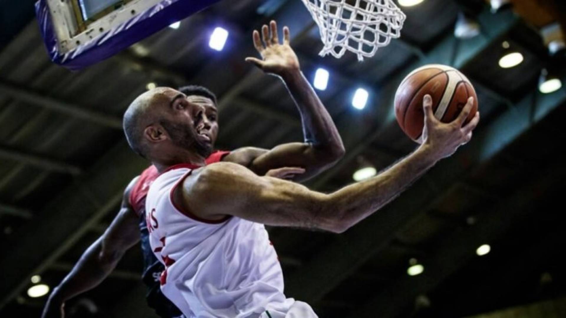 منتخب السلة يتخطى اليابان ويواجه ايران في نصف نهائي كأس التحدي