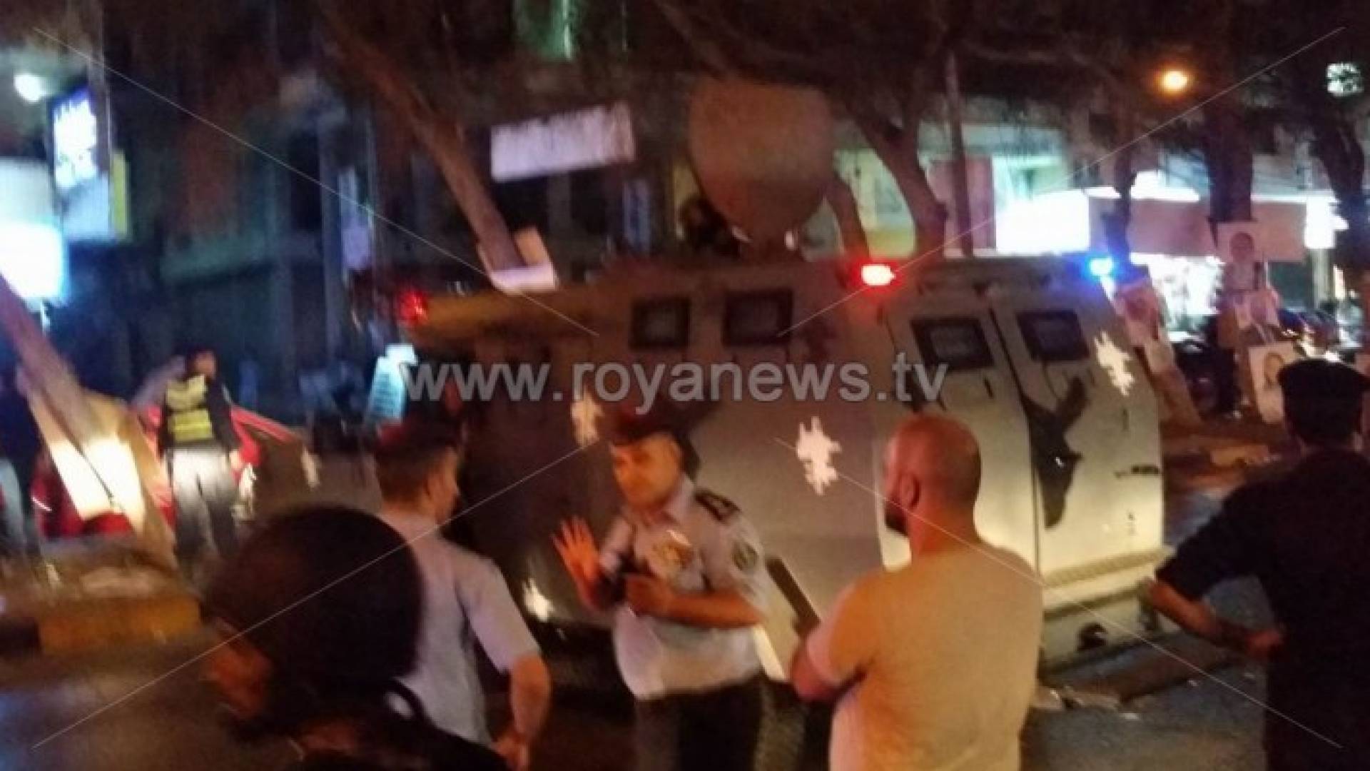 بالصور: الأمن ينفي وقوع شغب عقب مباراة الفيصلي وشباب الأردن