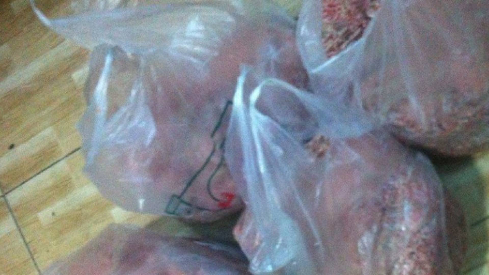 اربد.. ضبط مطاعم تعد الكباب من بقايا اللحوم والجلود