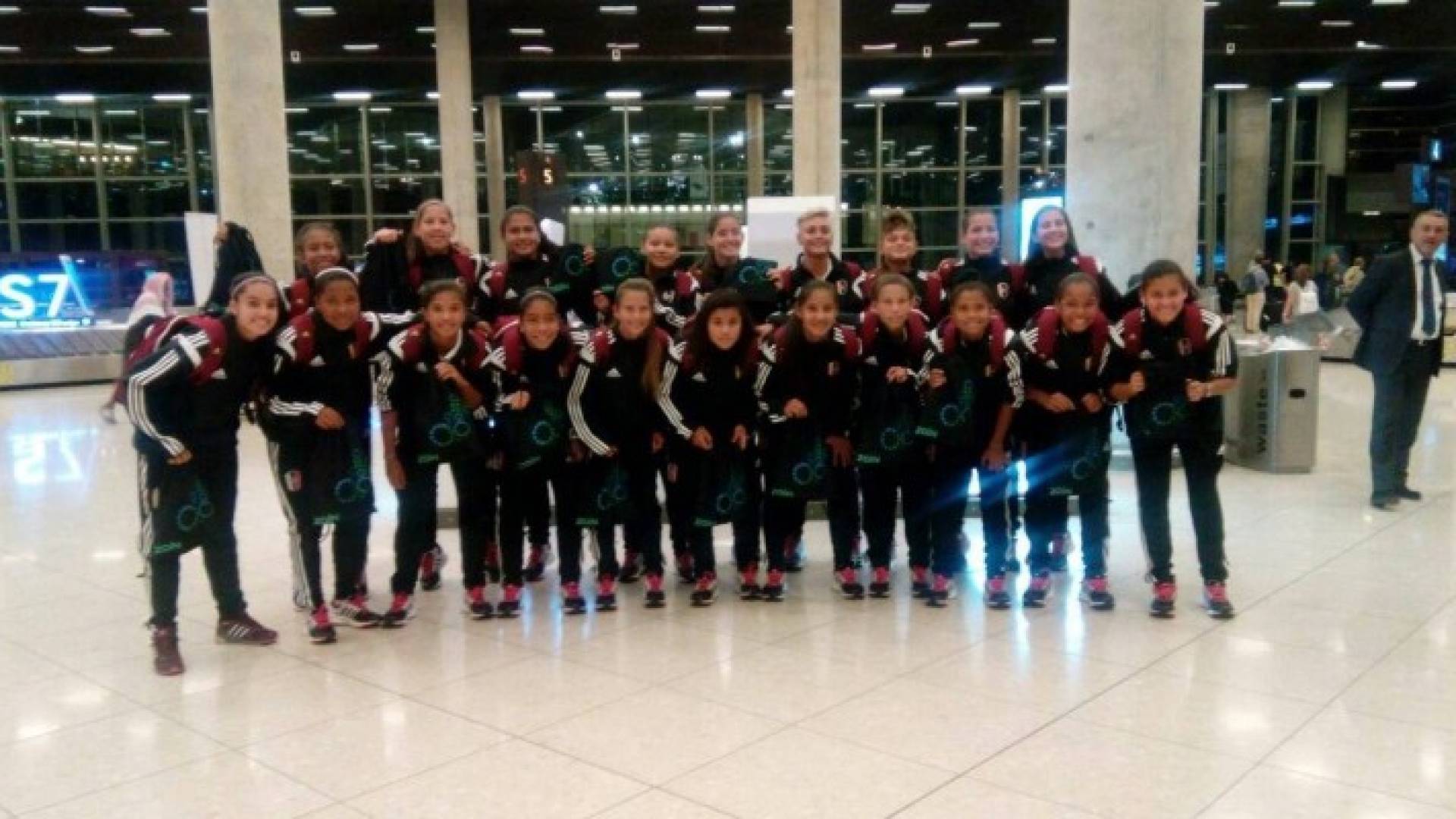 المنتخب الفنزويلي يصل المطار