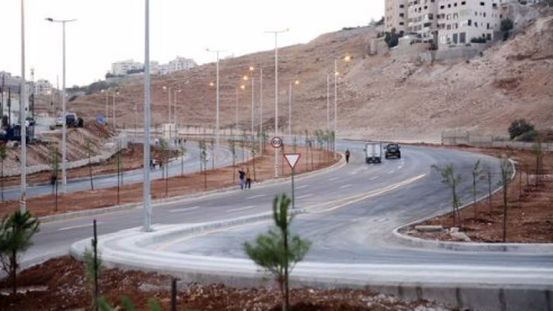 بالصور.. افتتاح "كريدور عبدون" أمام الحركة المرورية