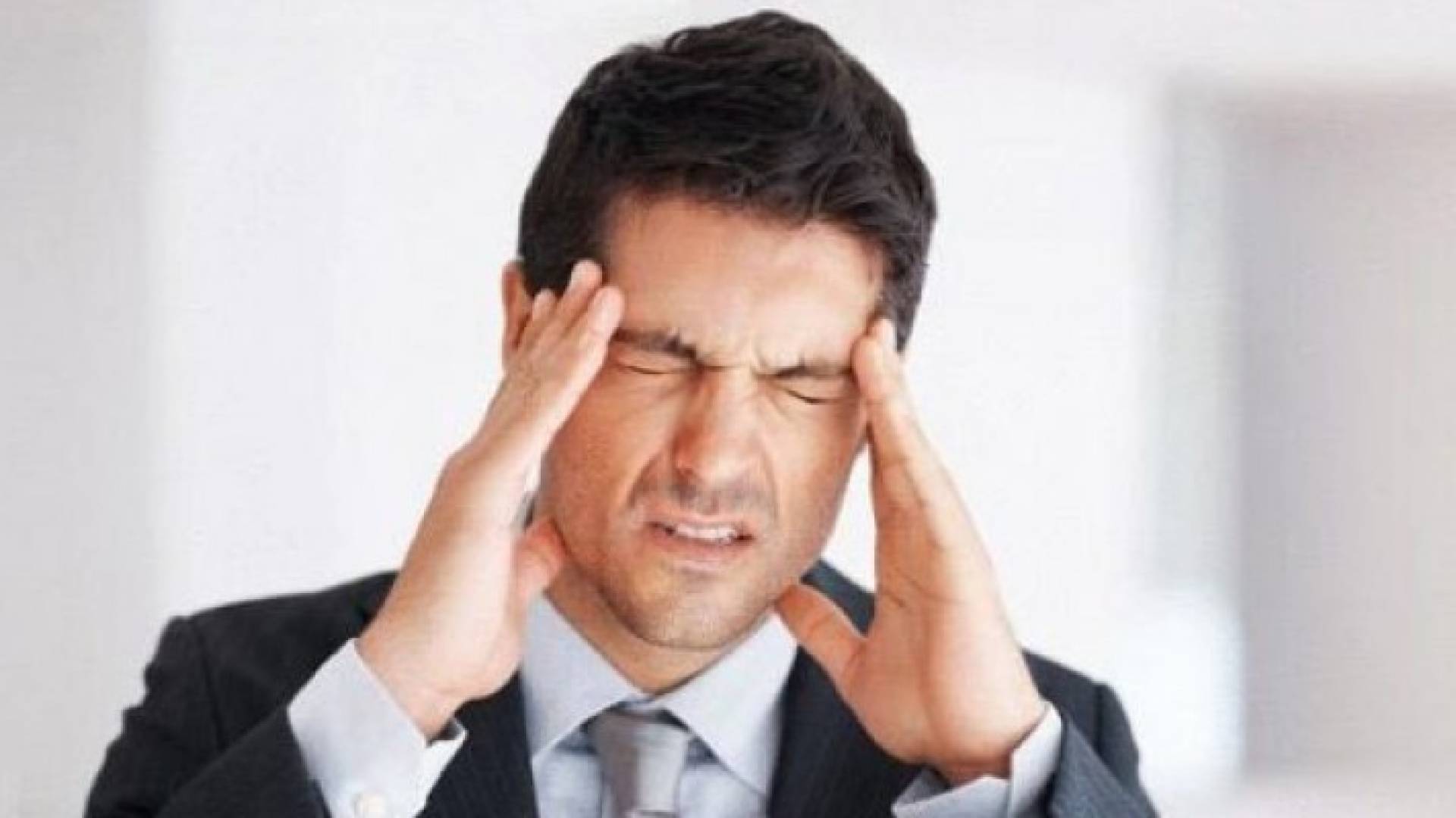 7 حلول عملية وسهلة للتخلص من الصداع