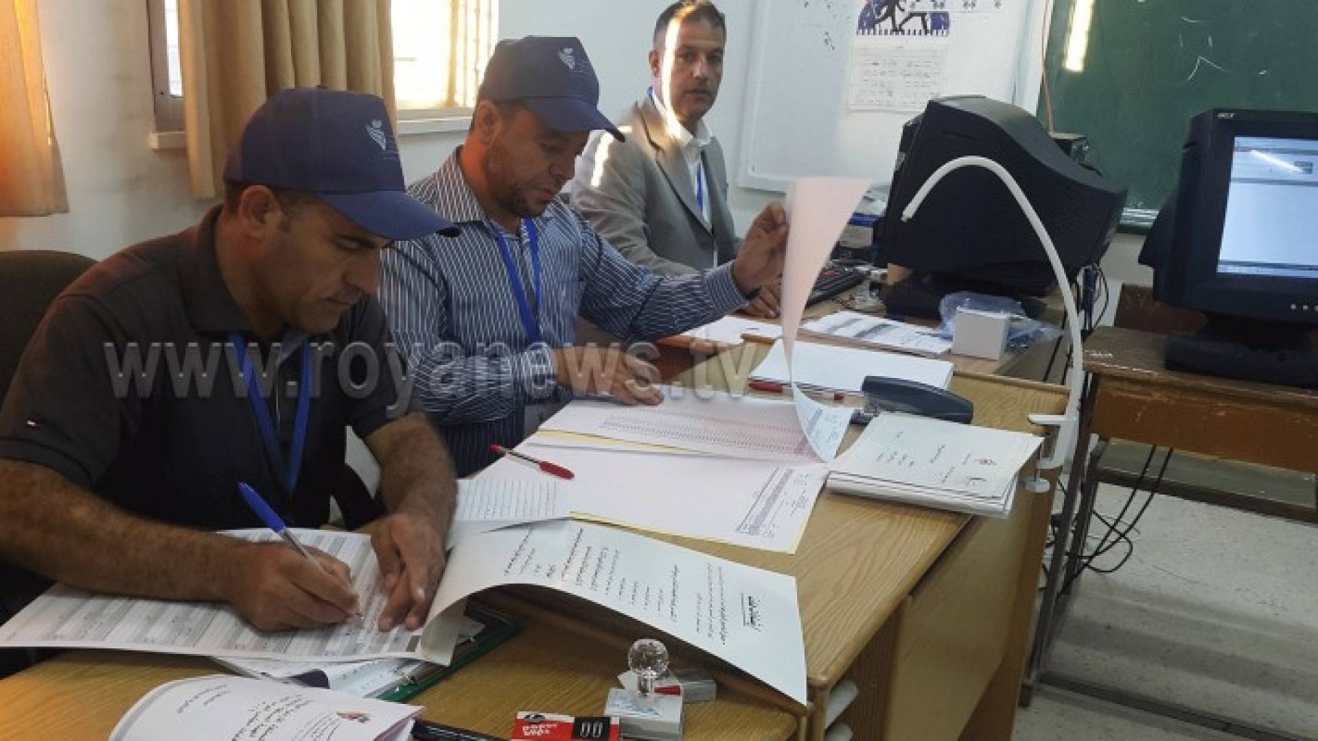 عودة الانترنت على مركزي اقتراع بعد الاعتداء عليهما