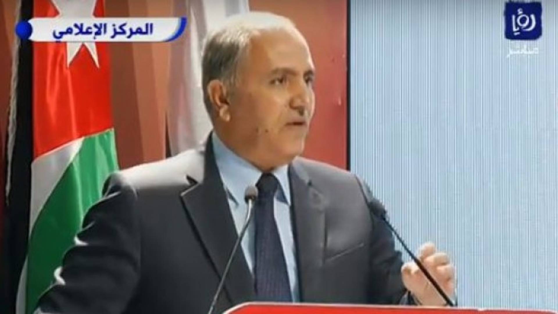 المستقلة للانتخاب تقر بحدوث أخطاء مع بداية التصويت