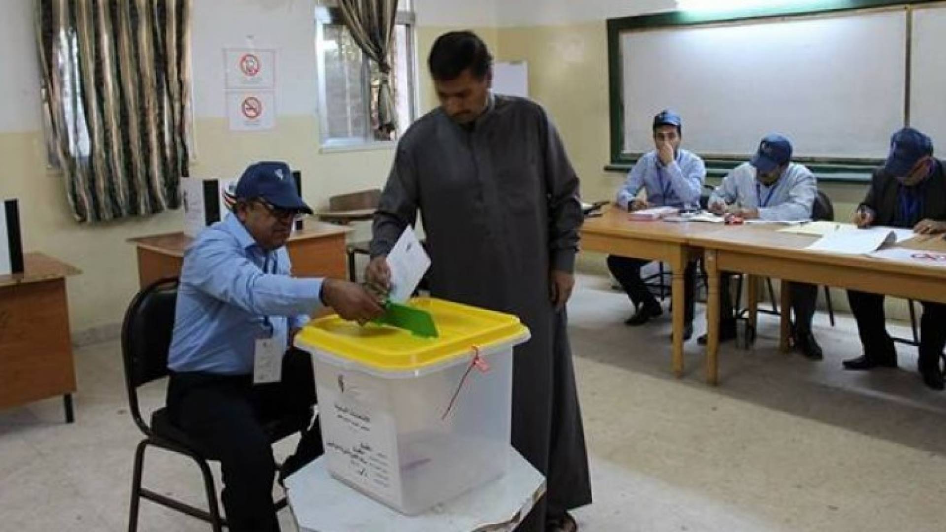راصد: 9.5% من غرف الاقتراع في المملكة شهدت إتلافا لكتيبات الاقتراع