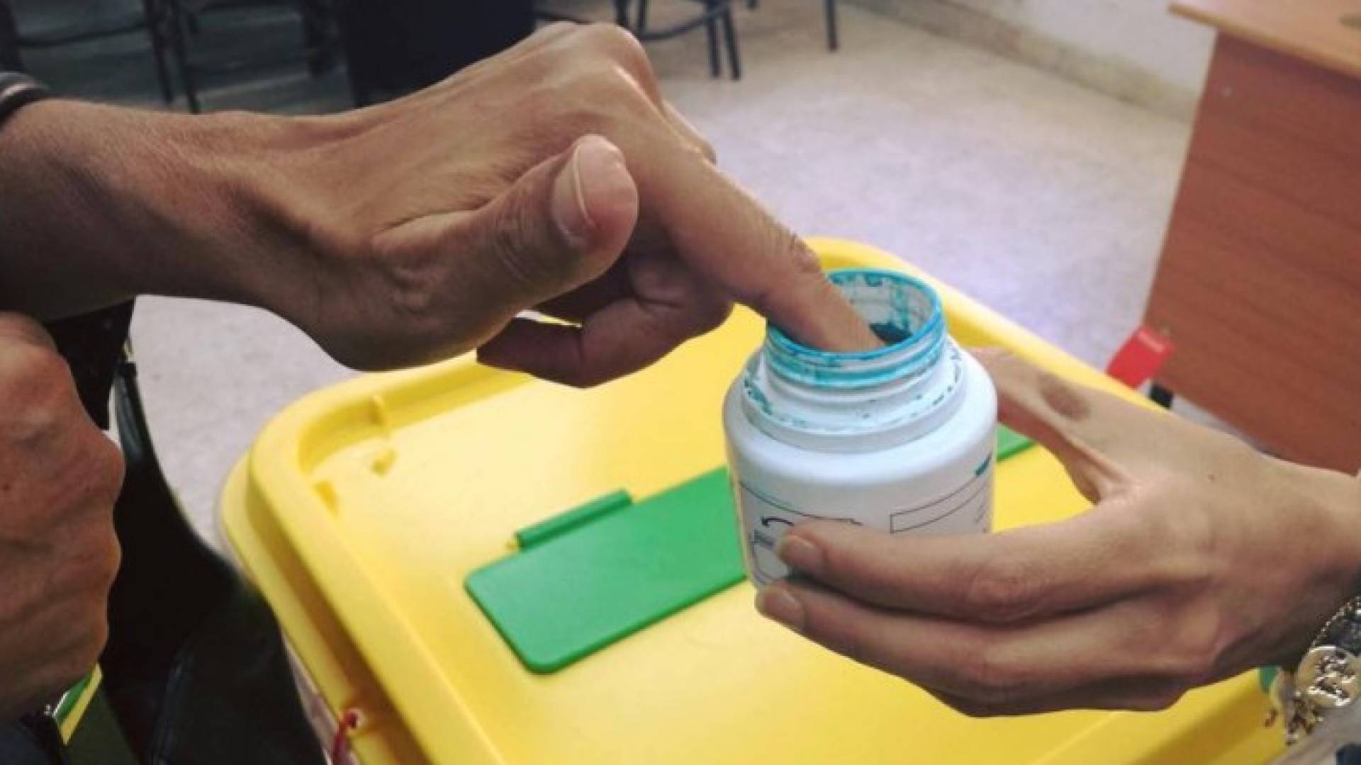 لا تمديد للاقتراع وإغلاق الصناديق عند السابعة مساء