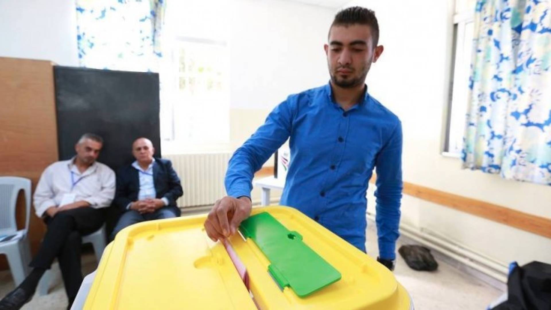 بالأرقام: مقارنة بين عدد المقترعين في انتخابات 2013 و 2016