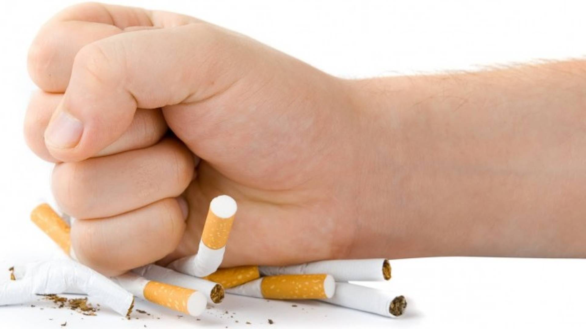 لهذه الأسباب حدث تراجع 'قياسي' بأعداد المدخنين بإنجلترا