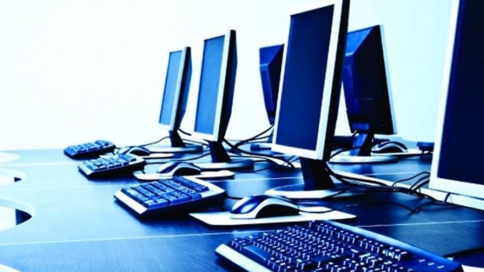 تراجع معدل استخدام الكمبيوترات الشخصية في جميع أنحاء العالم