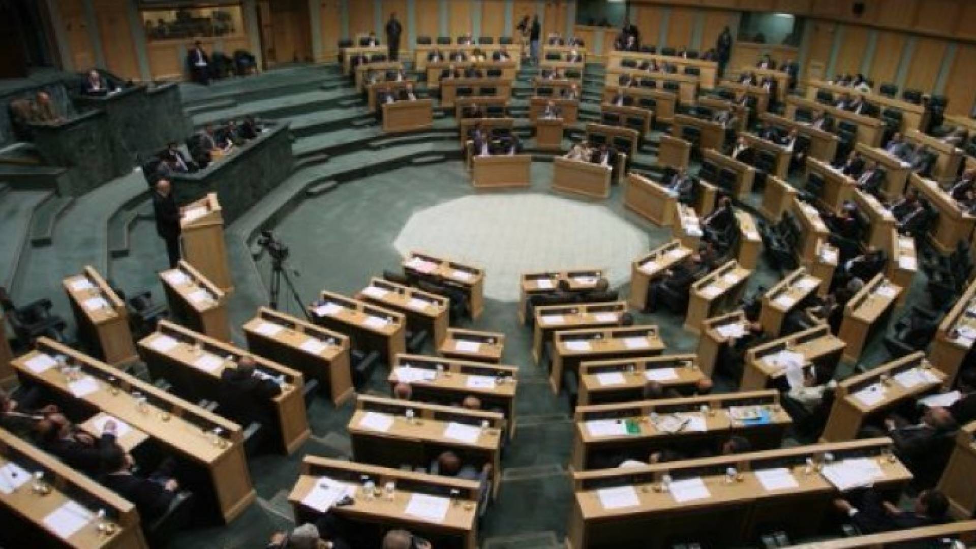 عشرون سيدة تحت قبة البرلمان لأول مرة