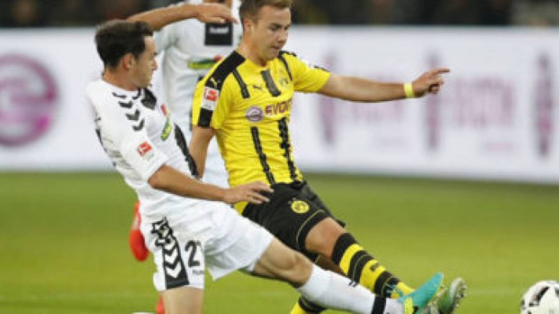 دورتموند يستعد لريال مدريد بثلاثية في شباك فرايبورج بالبوندسليجا