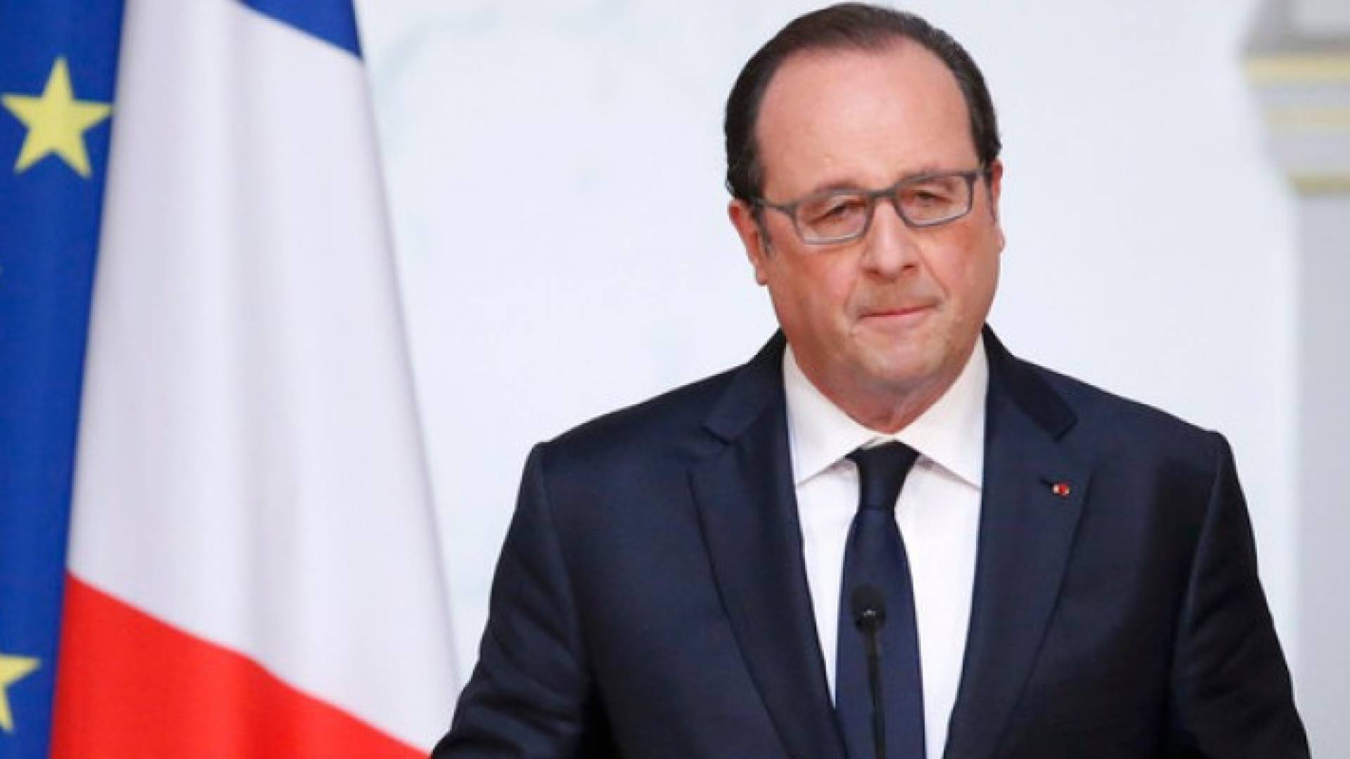 هولاند: فرنسا لن تكون بلد 'مخيمات' مهاجرين