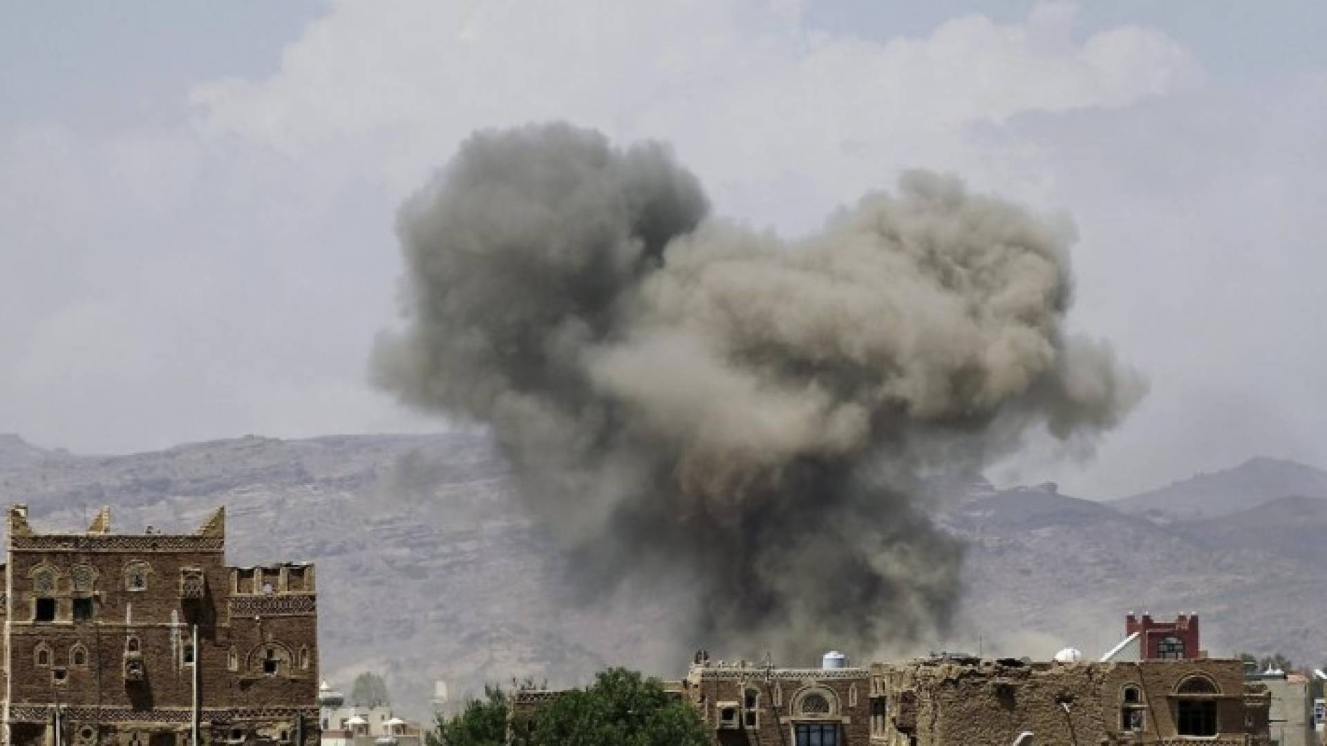 غارات للتحالف العربي على تجعمات الحوثيين في الحديدة