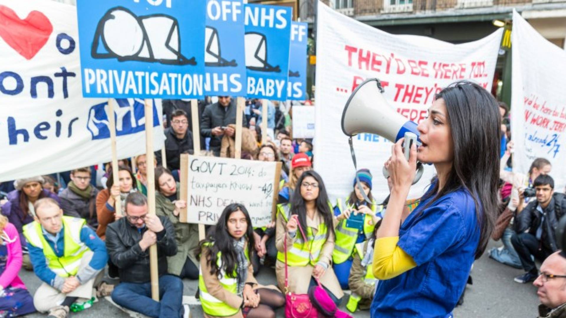 من احتجاجات الأطباء المبتدئين في لندن