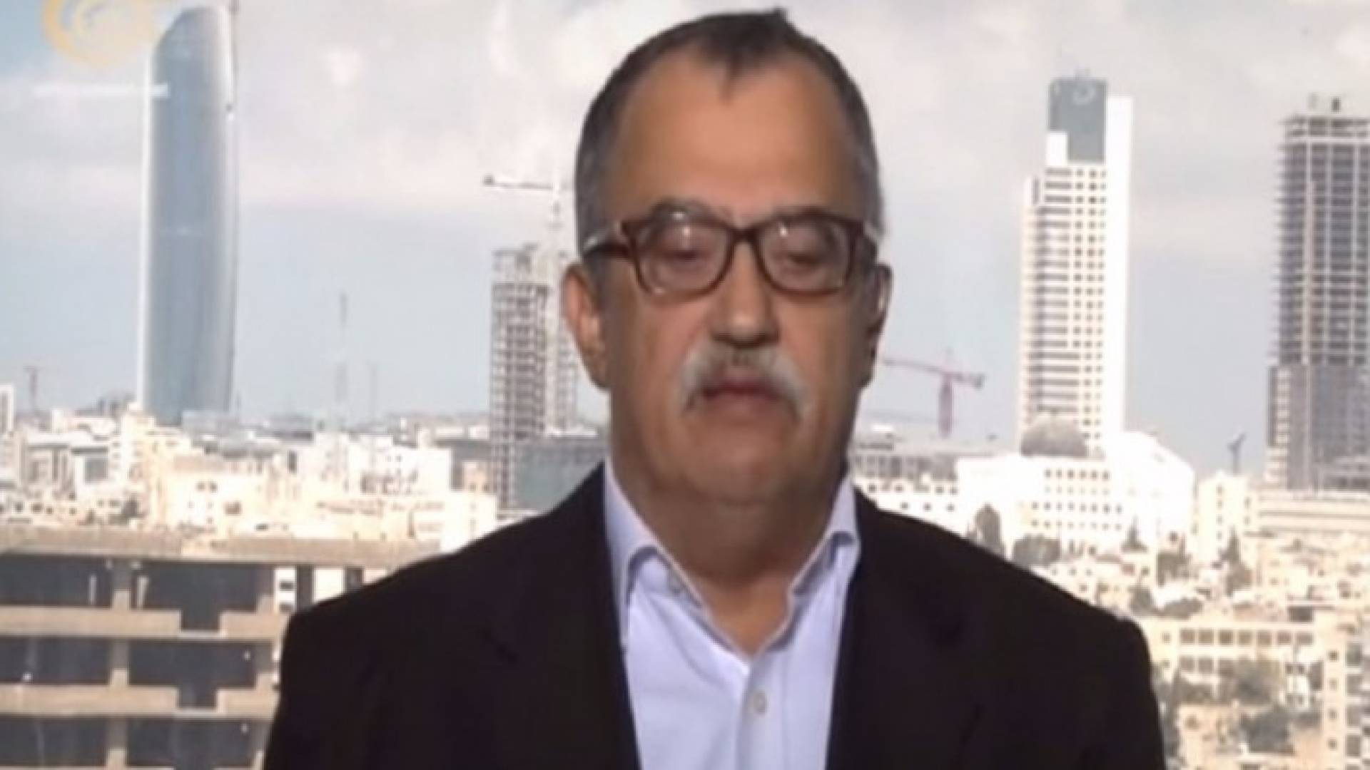 بالفيديو: جثمان حتر أمام قصر العدل