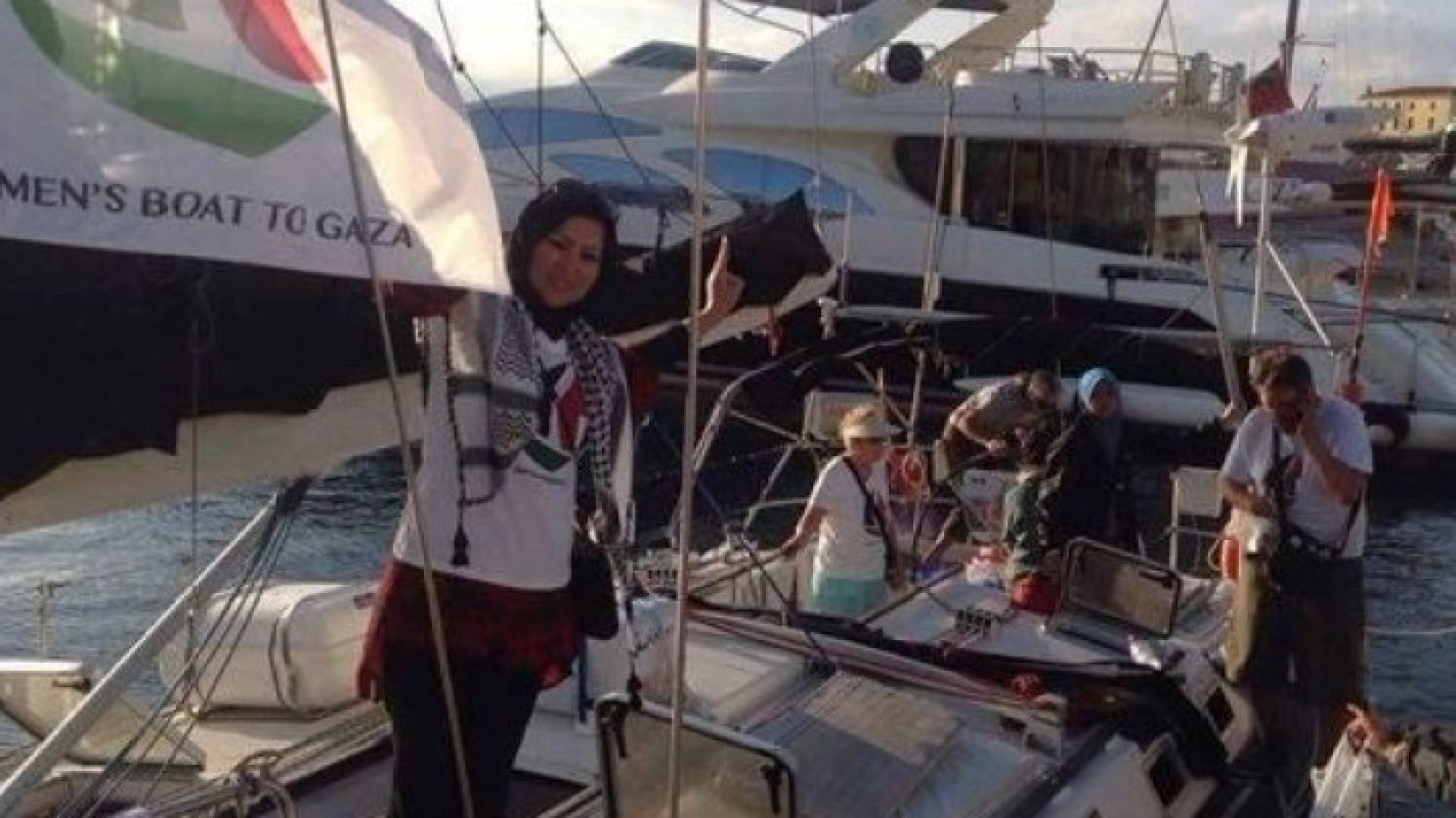 سفينة 'أمل 2' تلتحق بسفينة زيتونة في رحلة كسر الحصار عن غزة