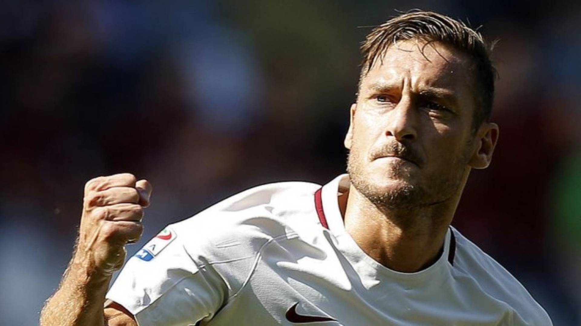 أسطورة روما فرانشيسكو توتي