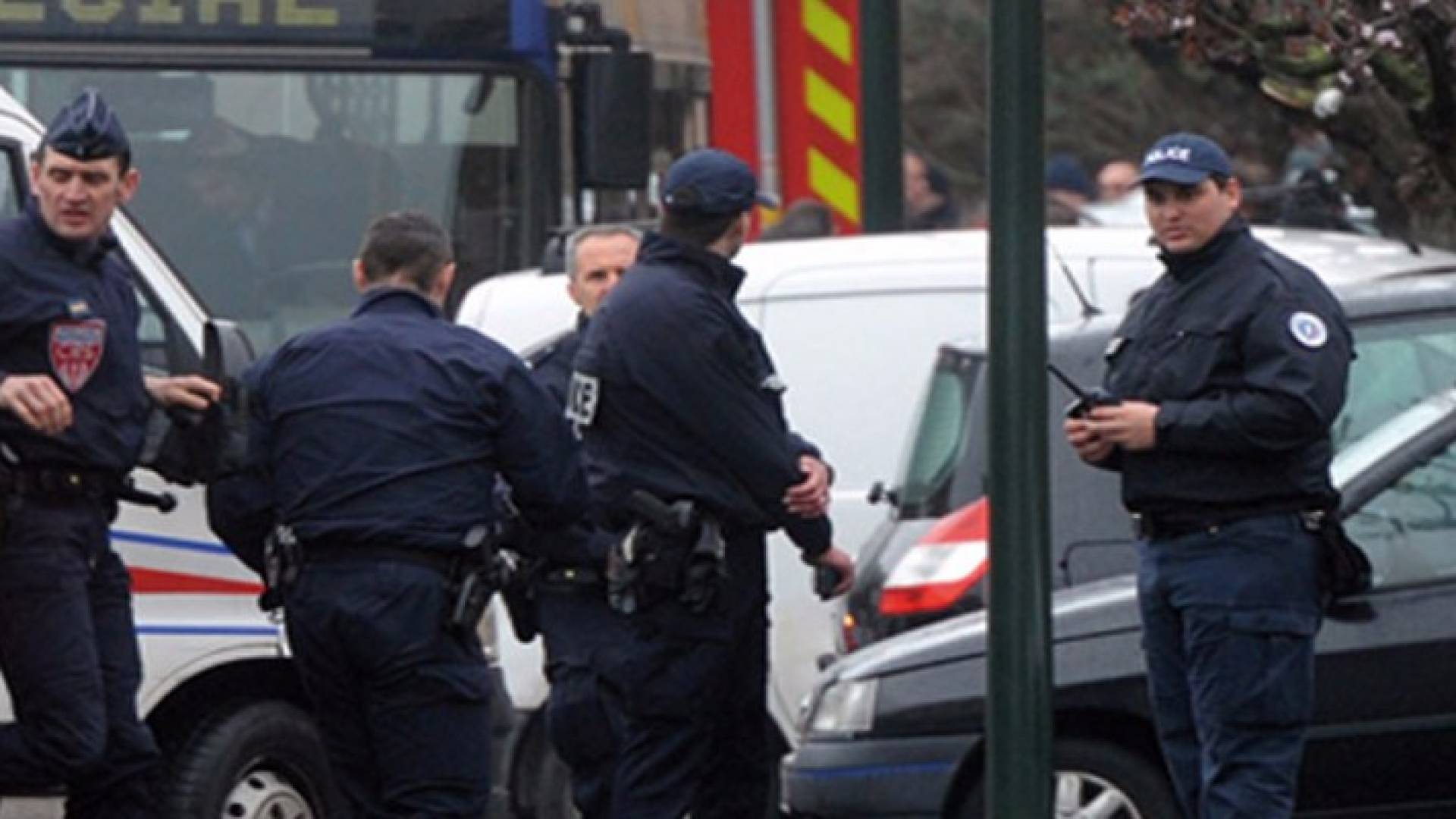 الشرطة الفرنسية: جريحان في إطلاق نار قرب محل تجاري