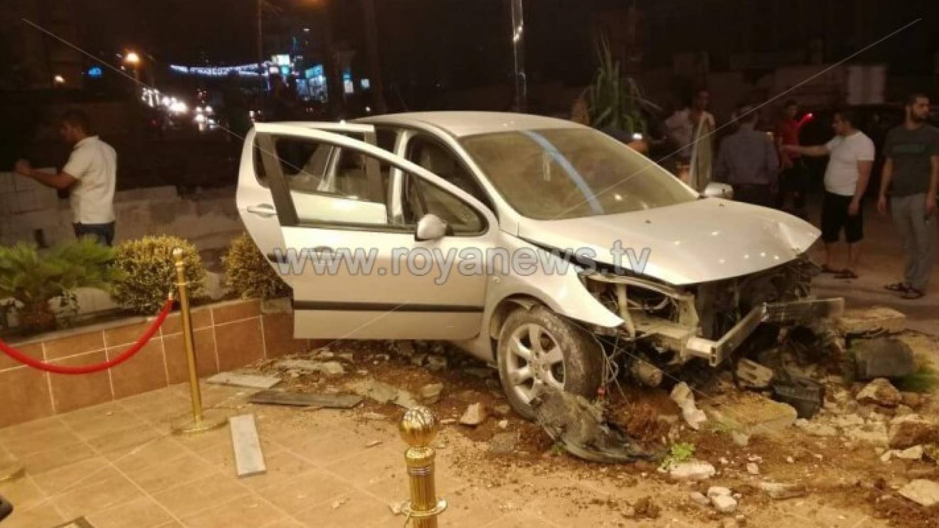 العناية الإلهيه تنقذ شابين من موت محقق.. فيديو