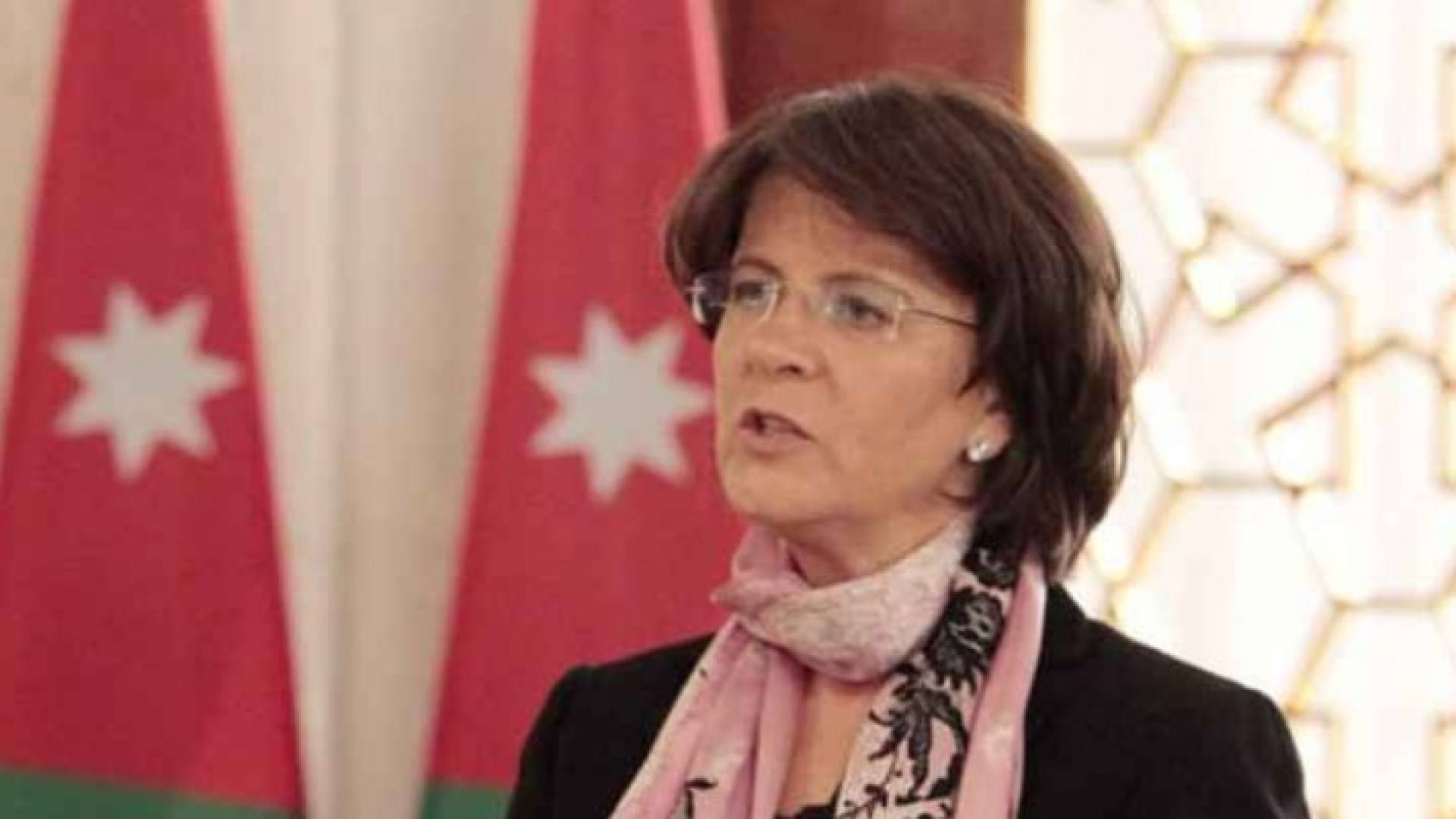 وزيرة السياحة والآثار لينا عناب