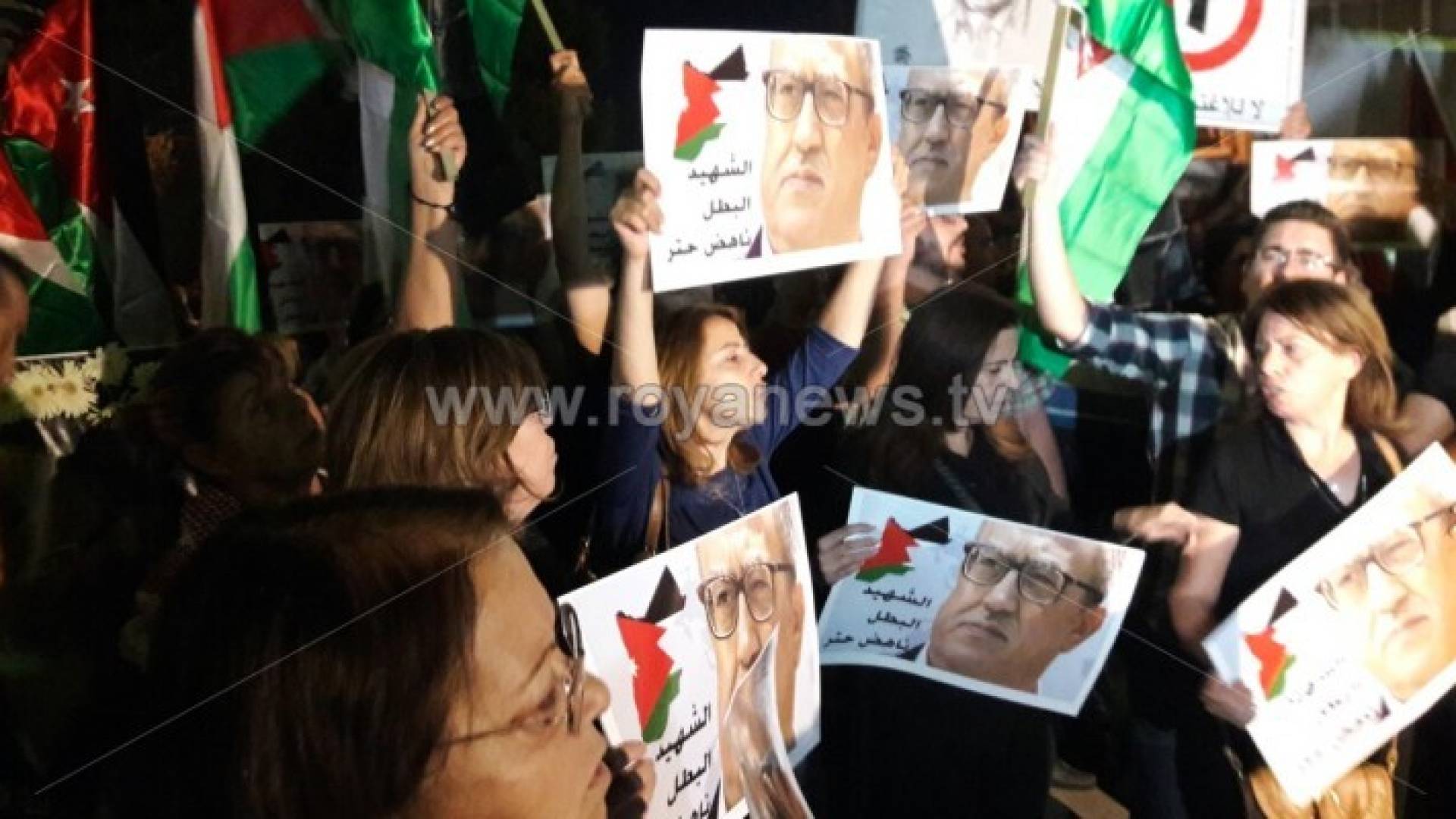 الصور من الوقفة الاحتجاجية