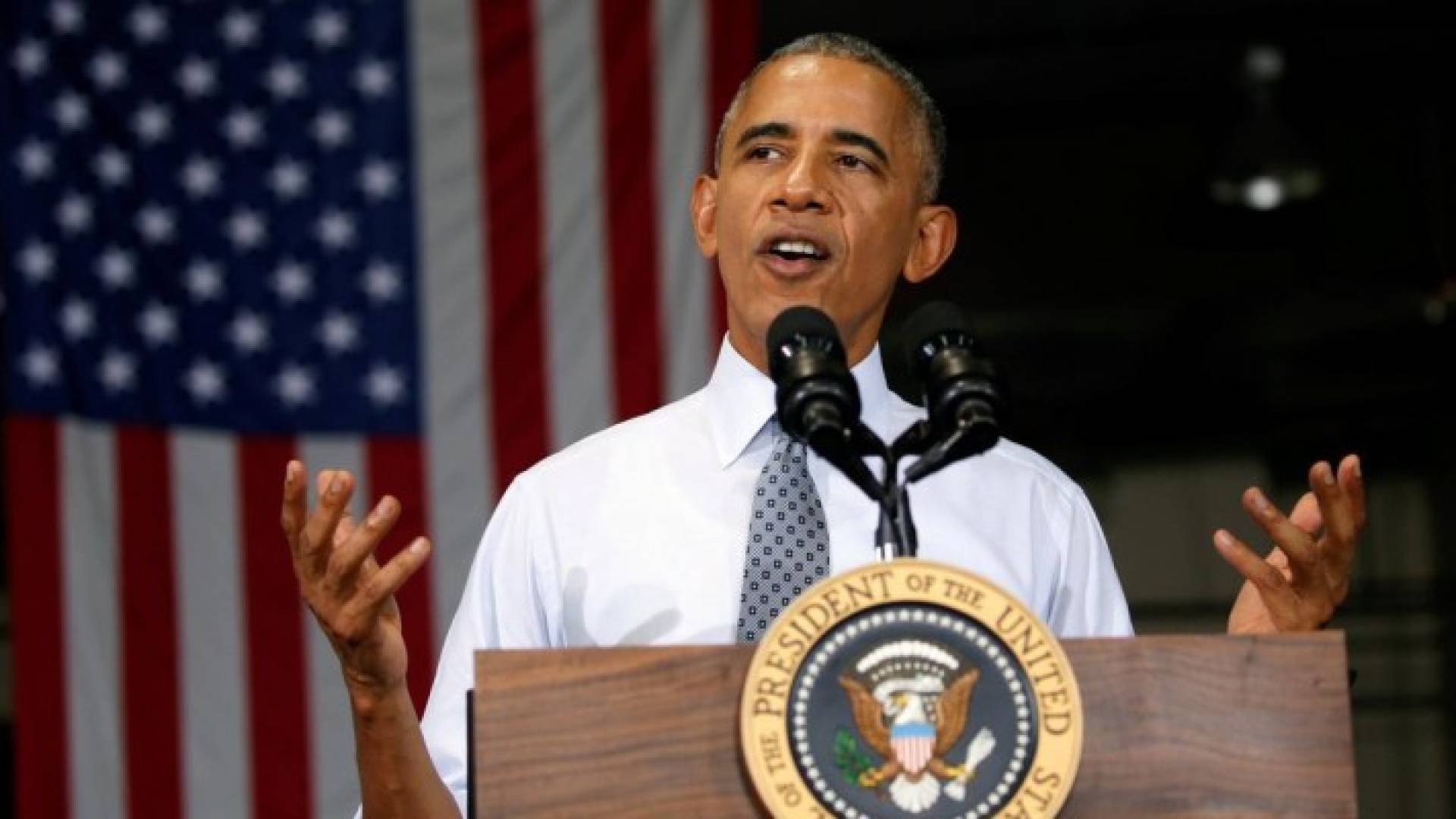 أوباما قال إنه يراجع سياساته