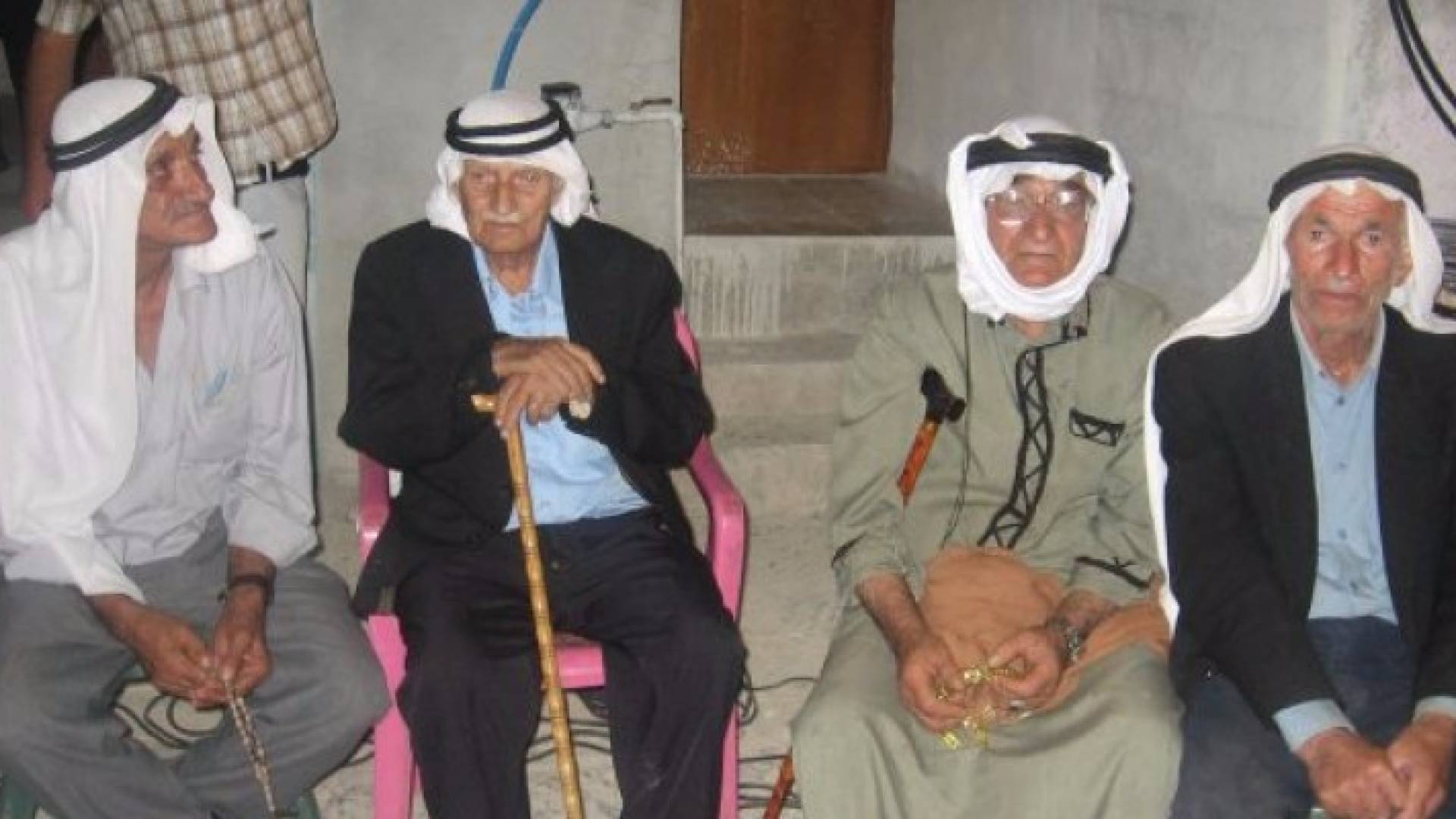 %4.5 من سكان فلسطين مسنون