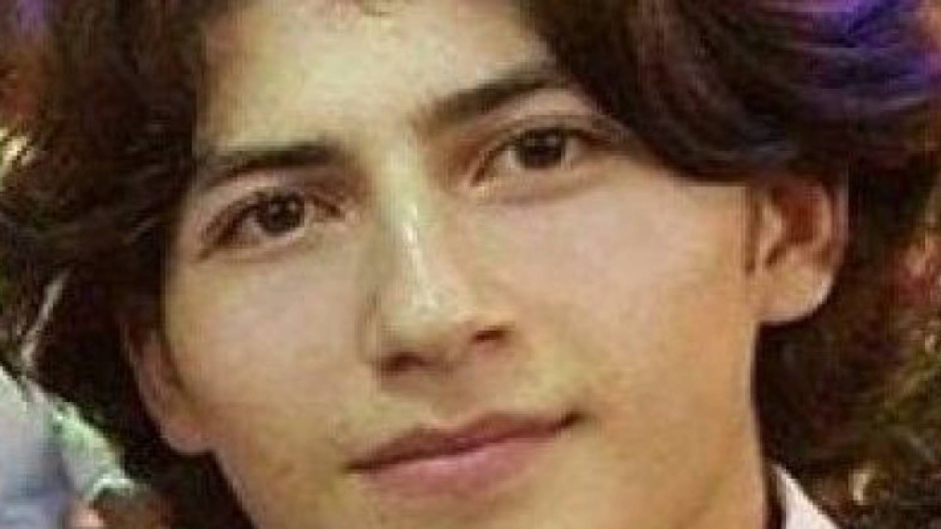 أسير فلسطيني جريح يصاب بشلل نصفي