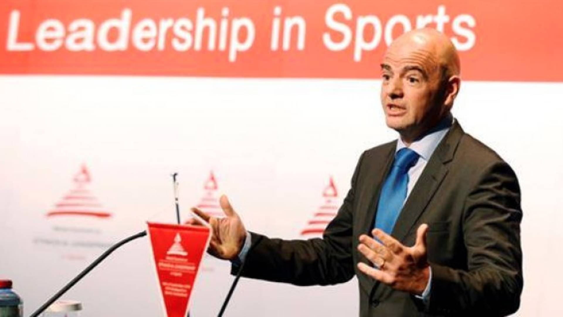 رئيس الاتحاد الدولي لكرة القدم (فيفا) السويسري جياني إنفانتينو