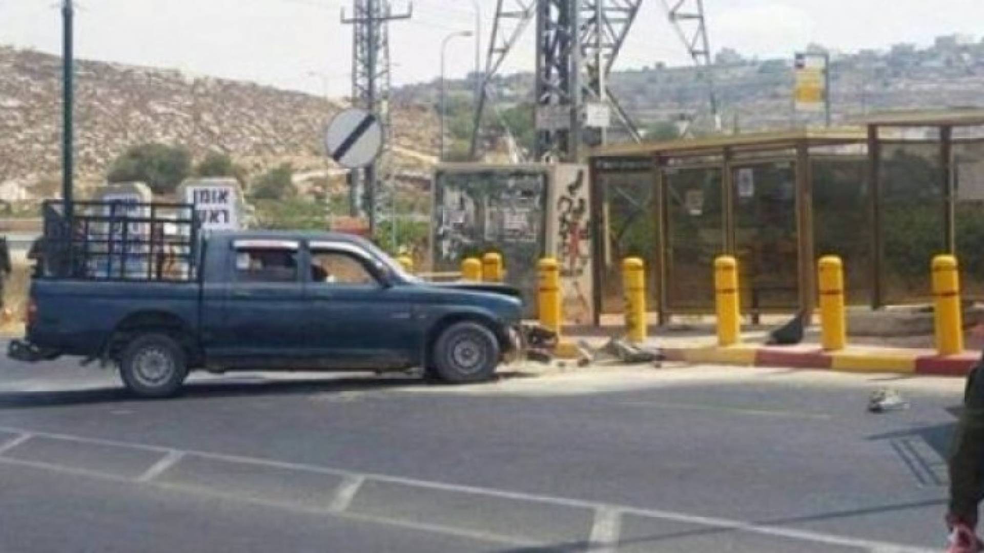 حاجز اسرائيلي في أحد المدن الفلسطينية 