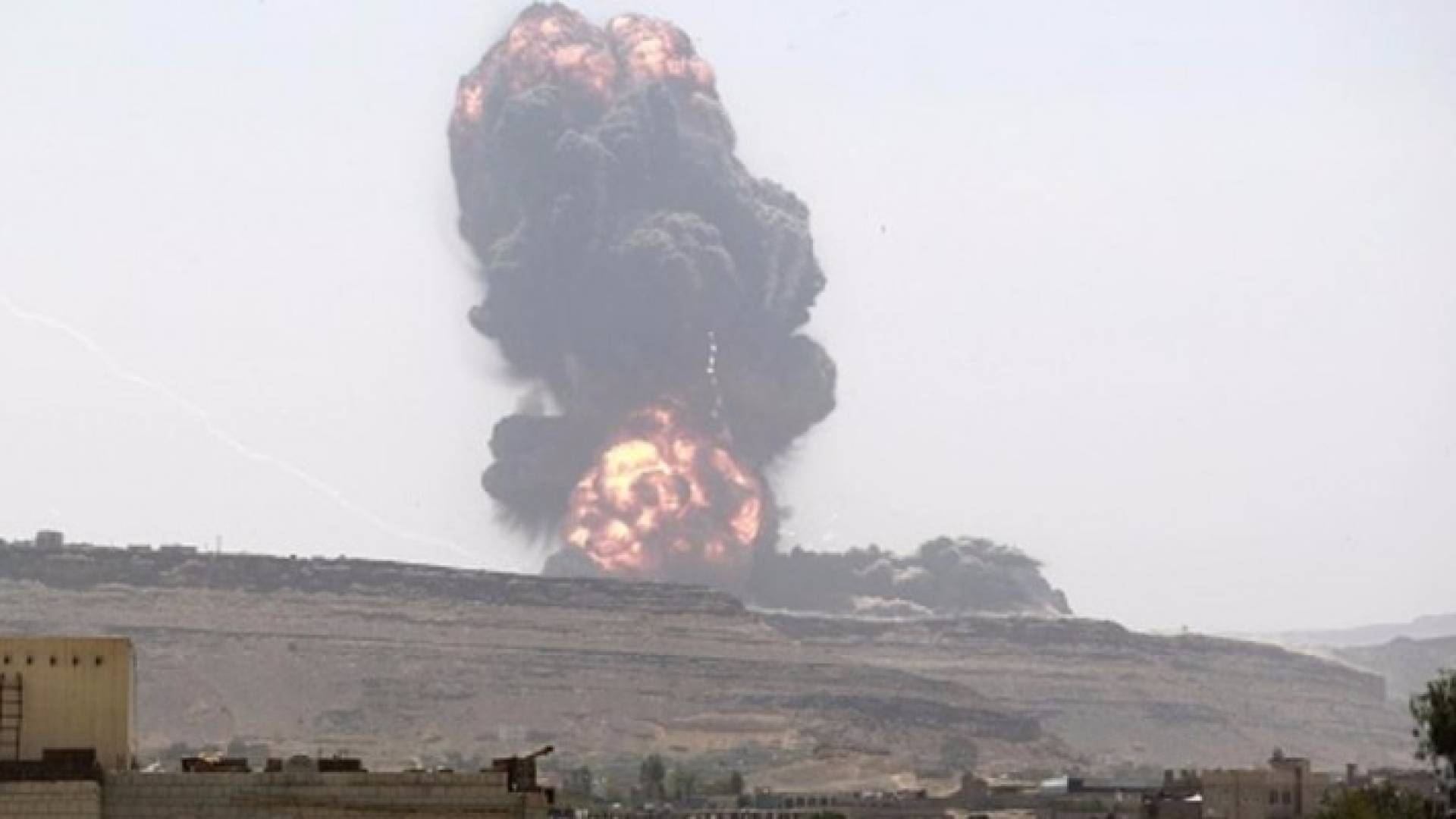 مقتل قيادي حوثي ومرافقيه في غارة للتحالف بتعز
