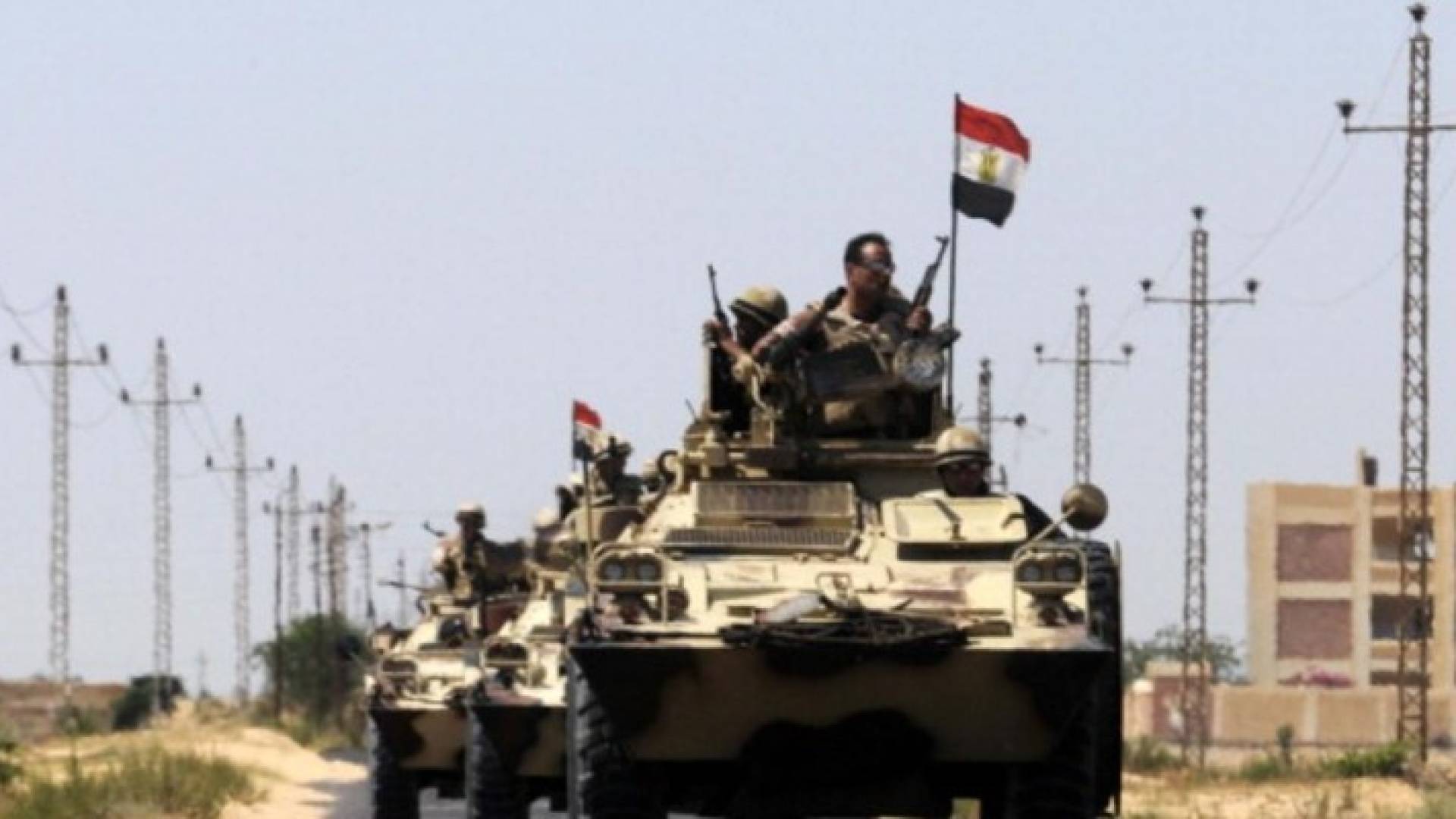 رتل عسكري للجيش المصري في سيناء - أرشيف
