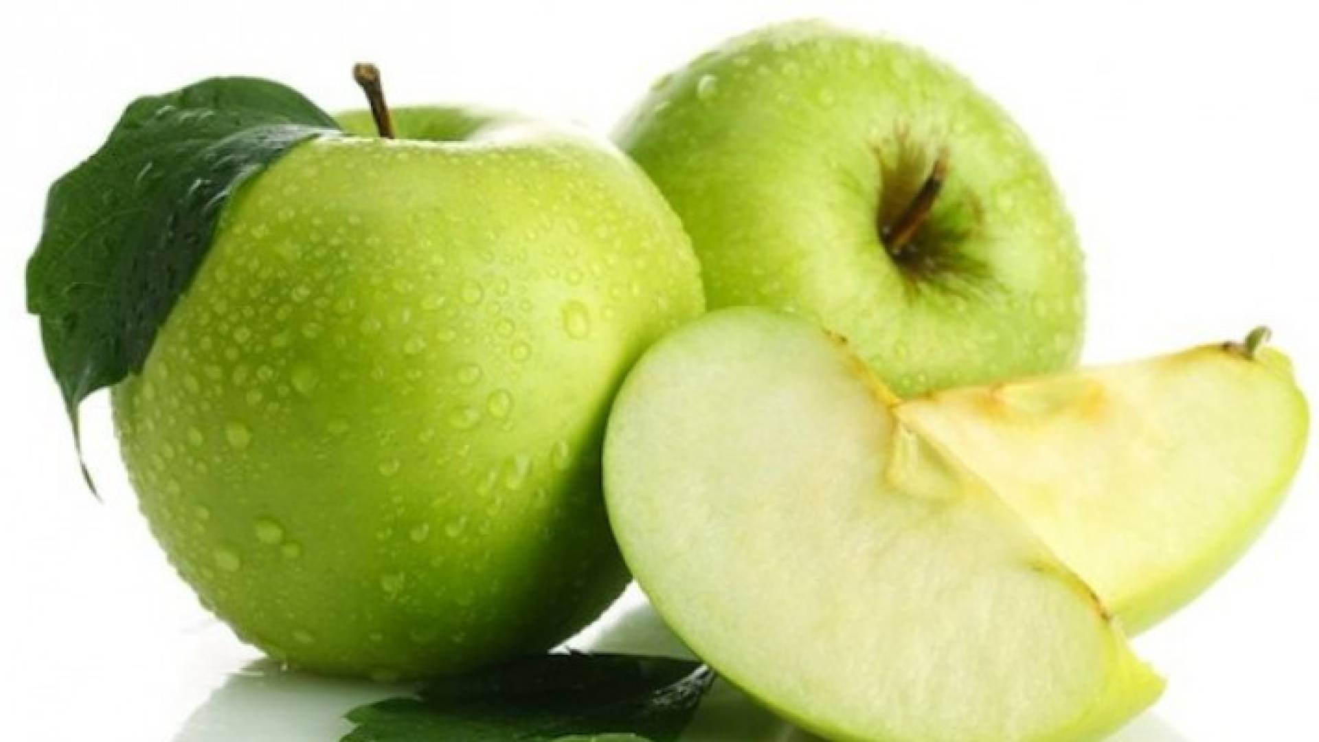  تناول التفاح يوميا يقلل من خطر الإصابة بـ5 أنواع من السرطان 