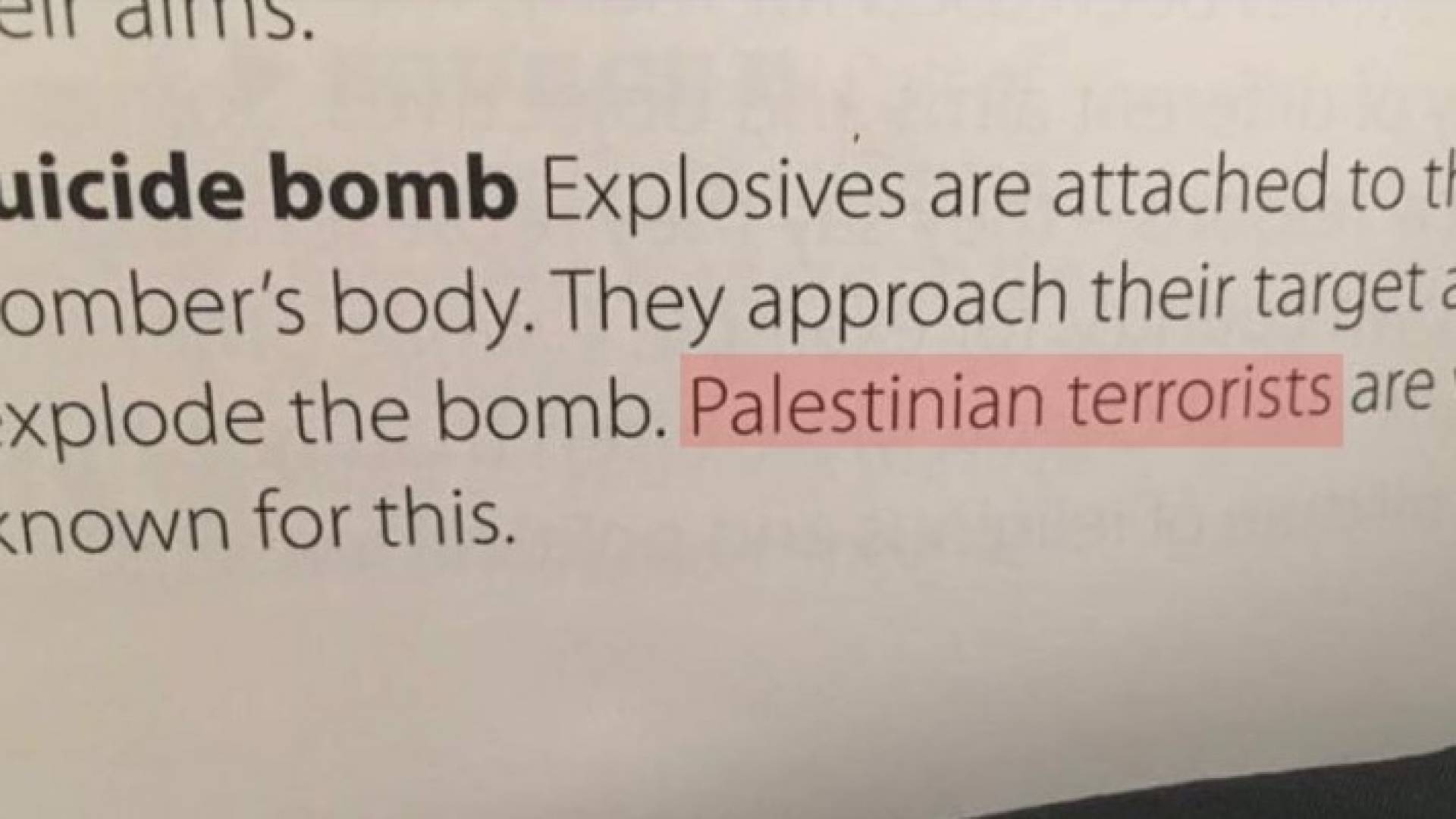 المناهج الأجنبية في الأردن تمثل ' الإرهاب ' بفلسطين!