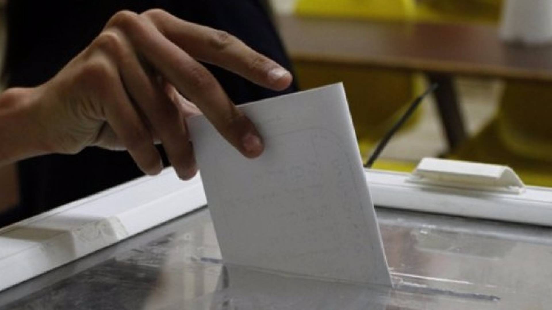 تأجيل الانتخابات المحلية بالضفة الغربية