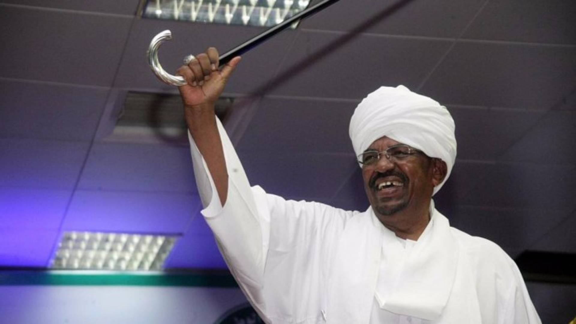 الرئيس السوداني يتعهد بإنهاء الحرب العام المقبل