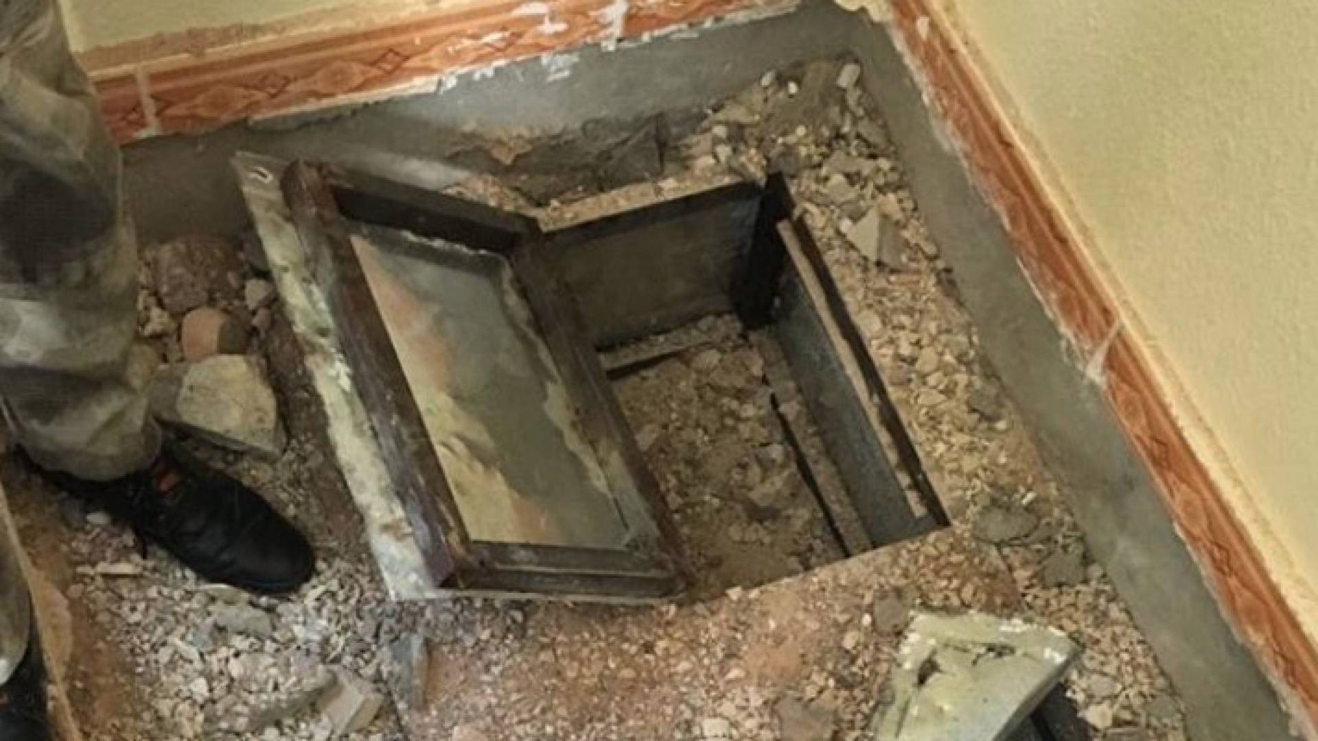 جانب من المداهمة الامنية في معان