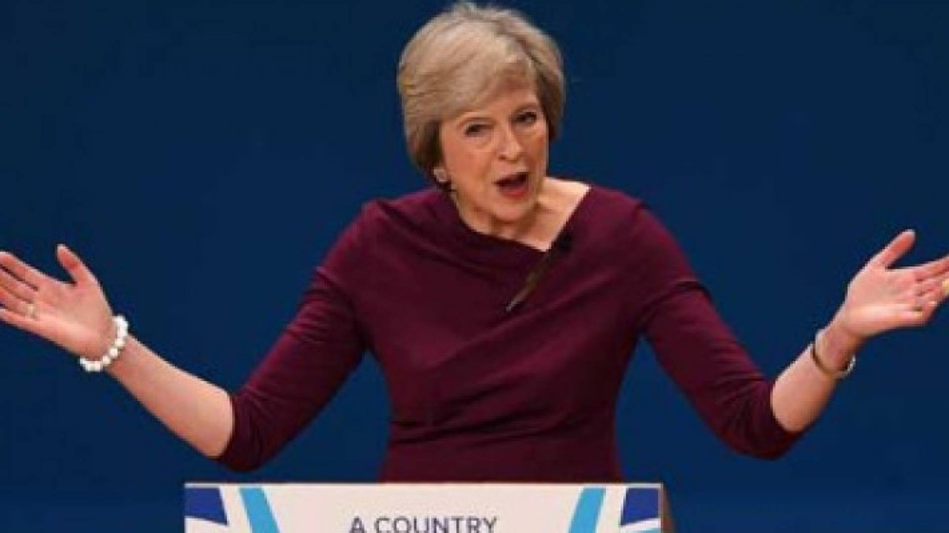 ماي تبدي تفاؤلها حيال مستقبل بلادها الاقتصادي بعد خروجها من الاتحاد الأوروبي