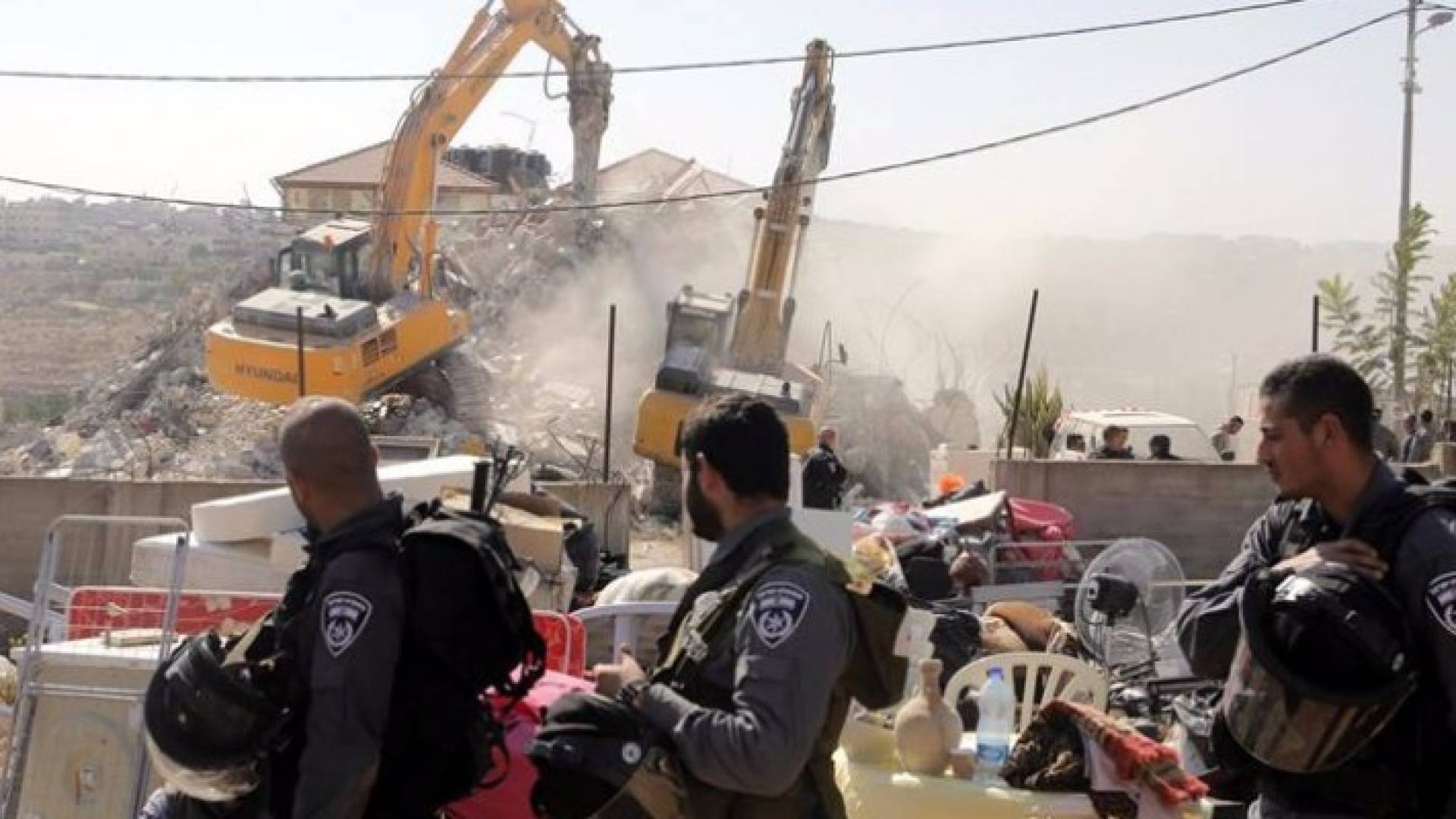 الاحتلال هدم 27مسكنا و47 منشأة بأيلول