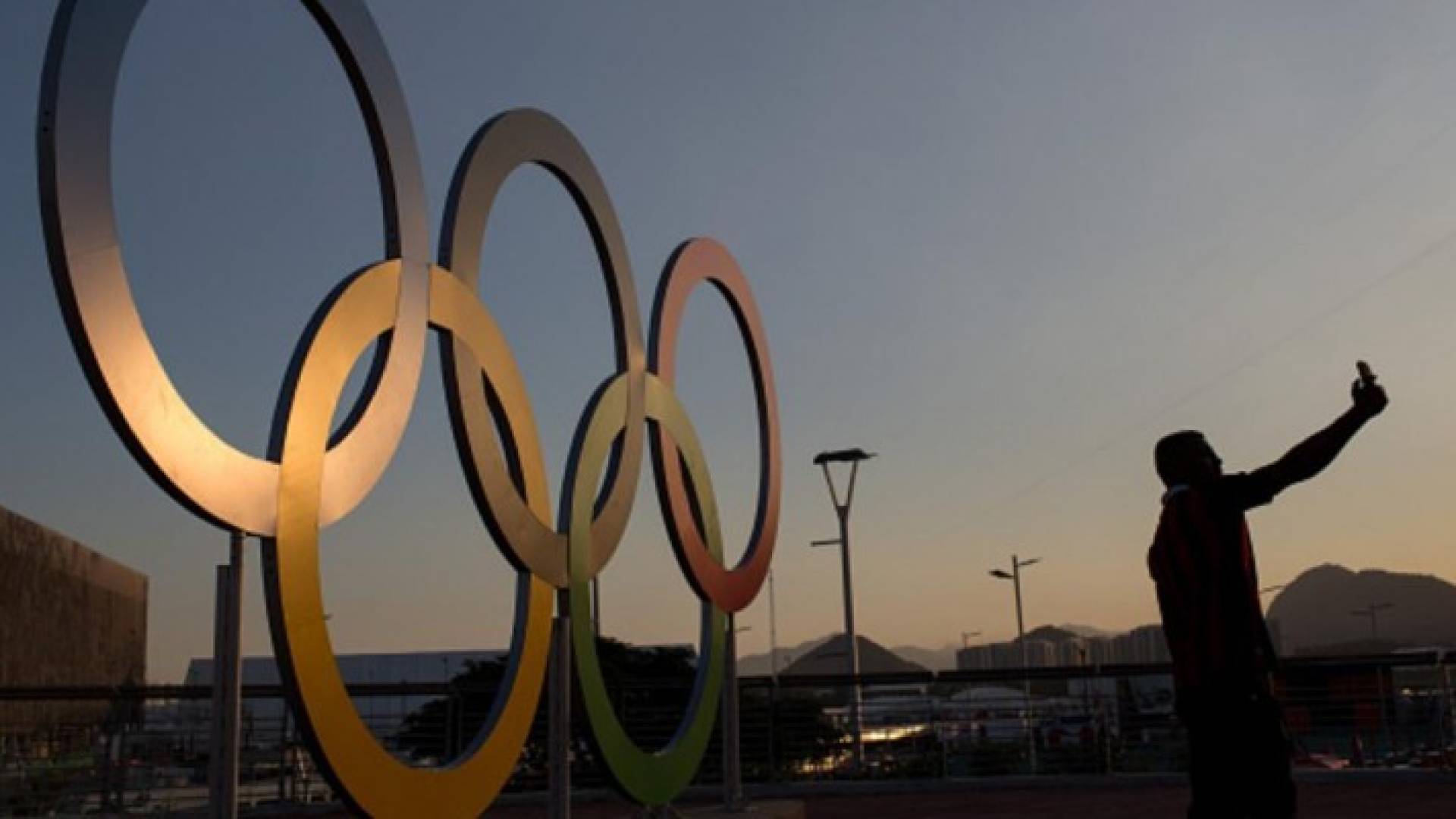  القرار يشمل 36 حكما وقاضيا