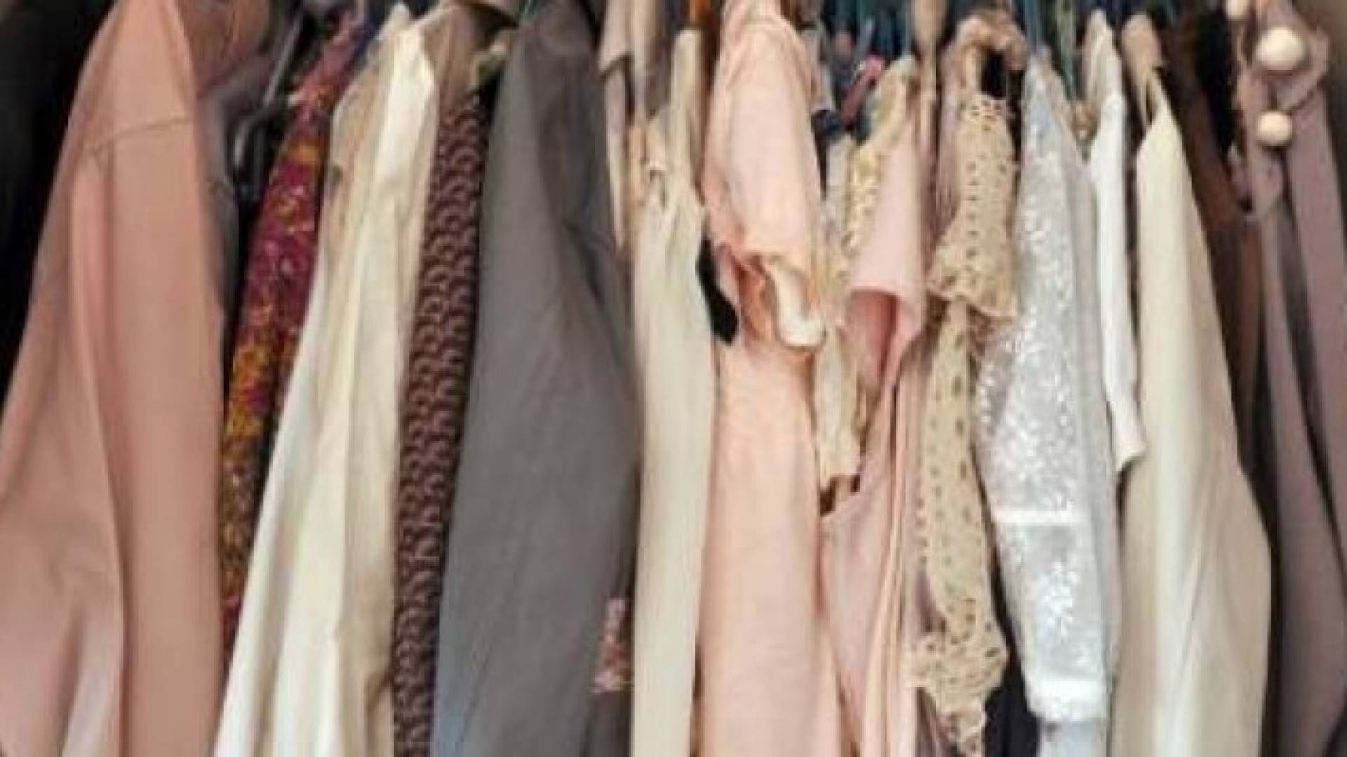 7 أخطاء تفعلها يوميا تتلف ملابسك دون أن تدري