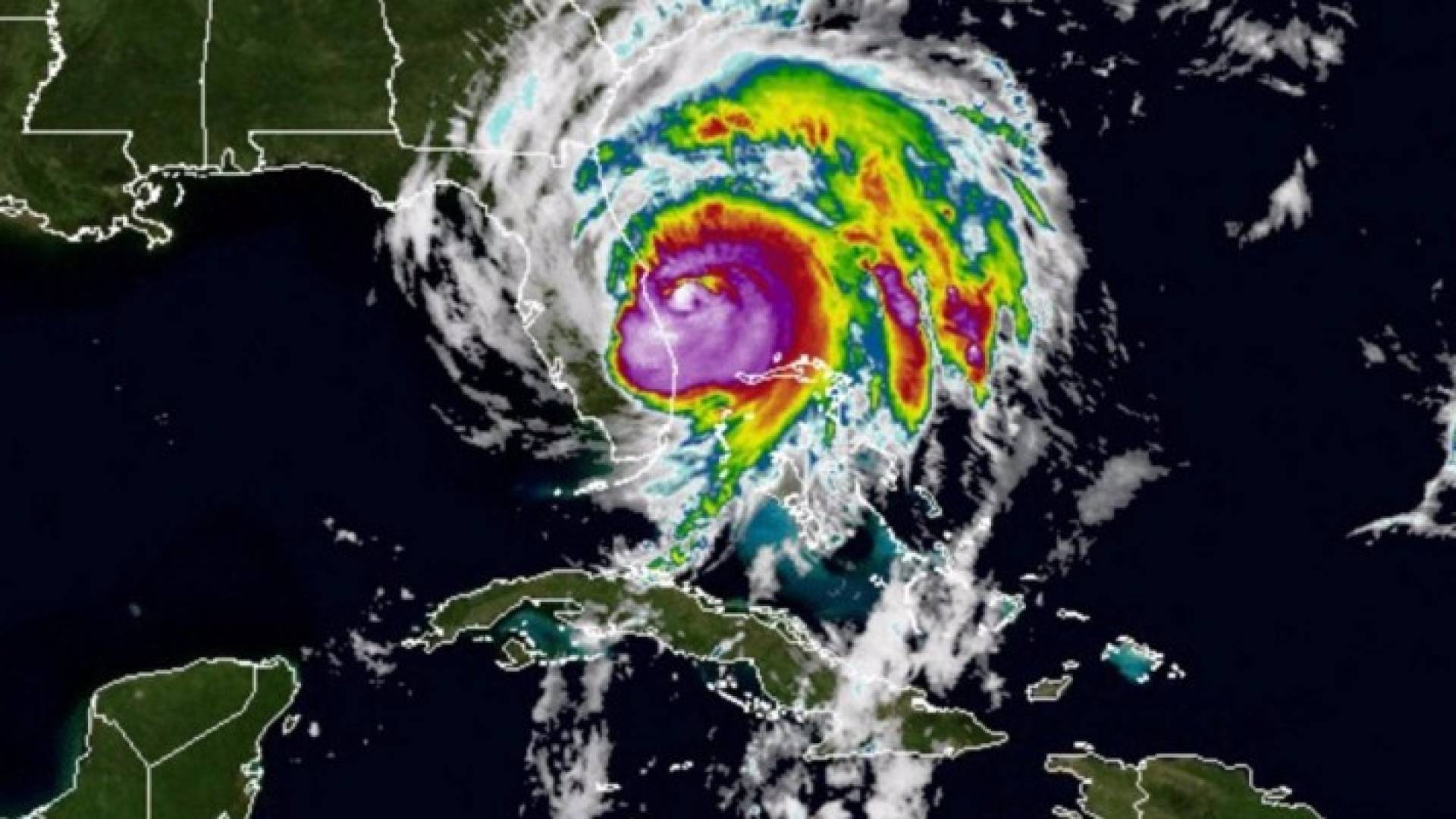 أمريكا : اعصار ماثيو يلحق اضرارا كارثية ويقتل المئات .. فيديو