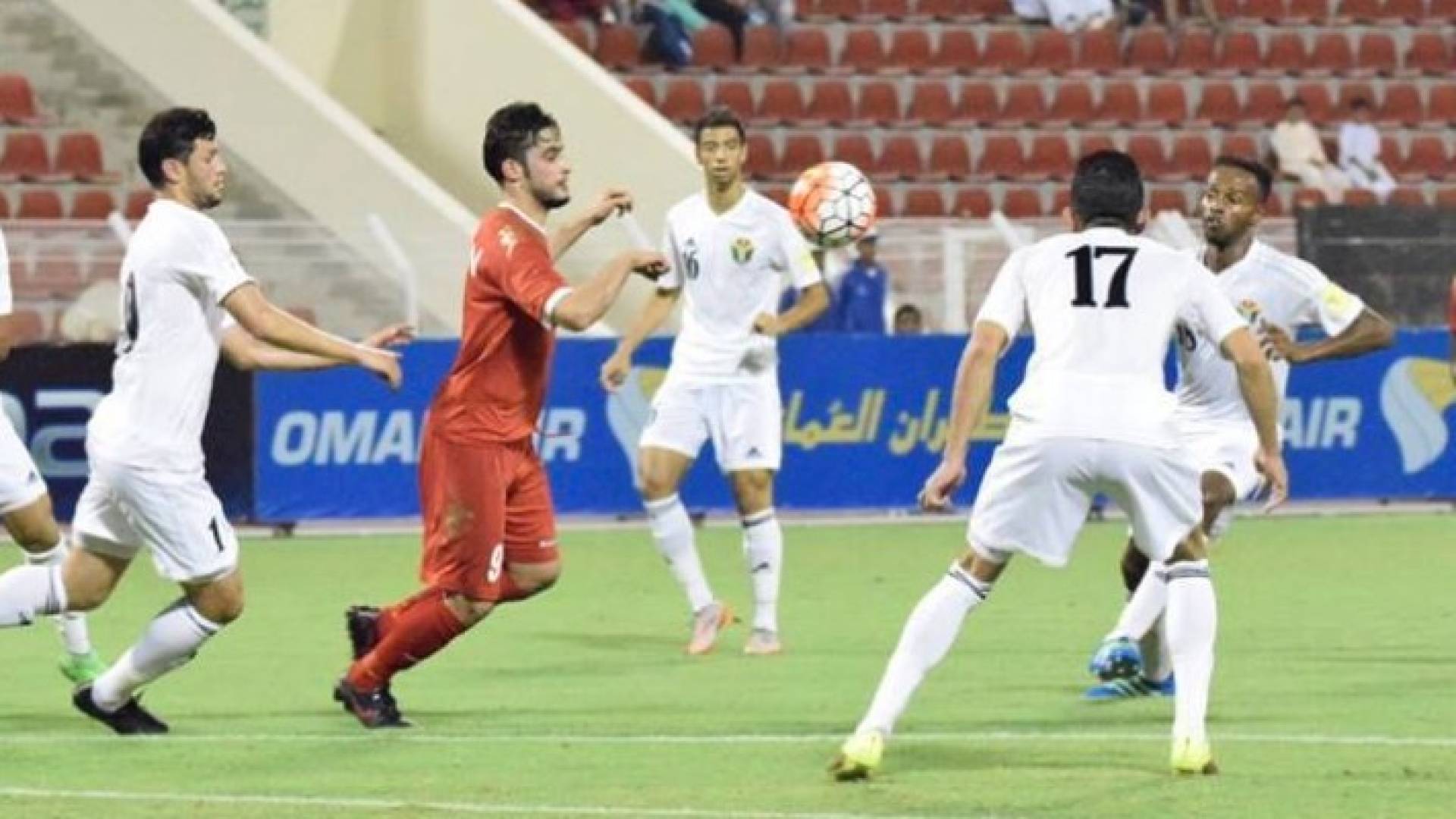 لقاء المنتخب الوطني مع المنتخب عماني