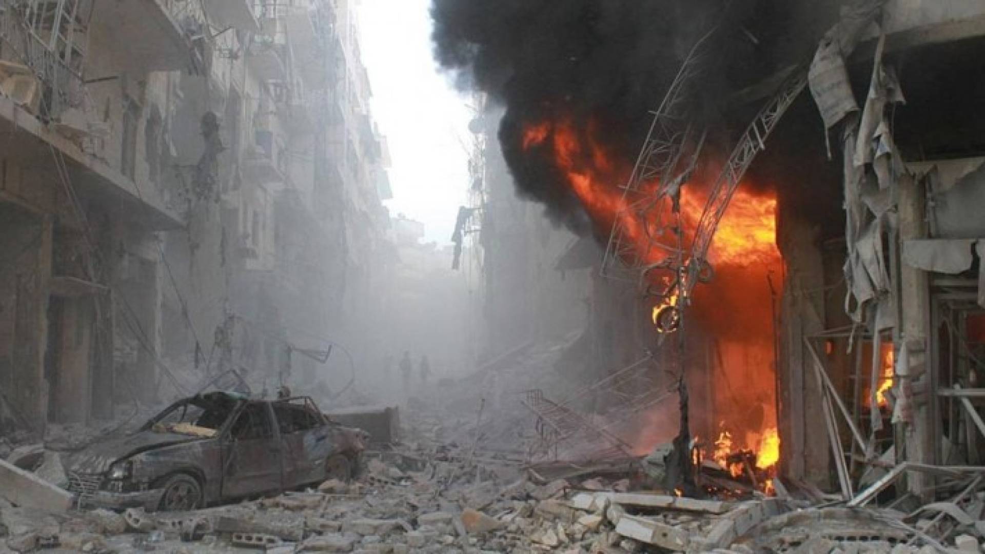 رفضت روسيا، حليف سوريا المقرب، فرض حظر طيران فوق حلب