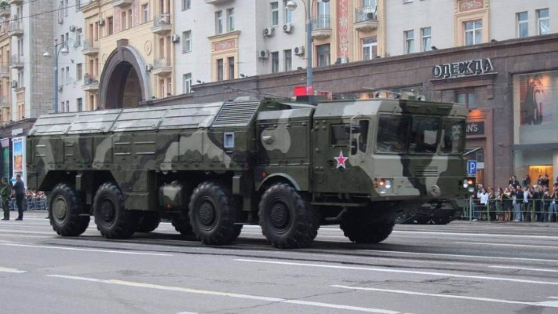 روسيا تنقل صواريخ قادرة على حمل رؤوس نووية إلى كالينينغراد